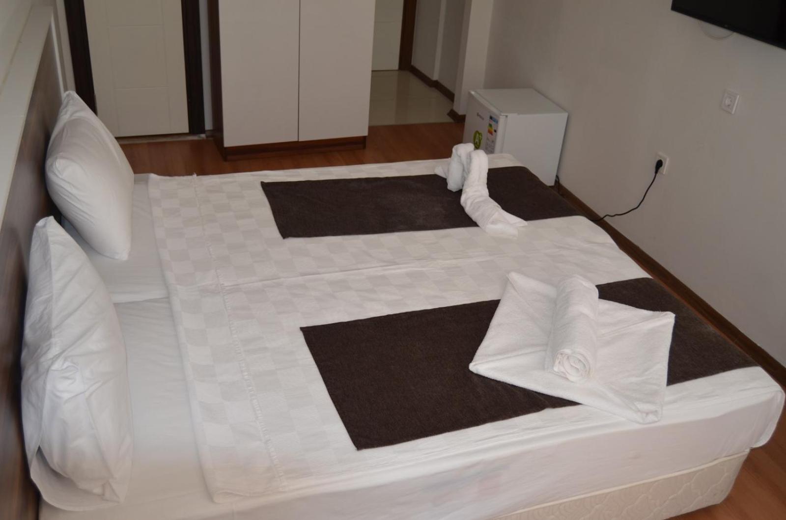 Grand Antalya Hotel - Image 11