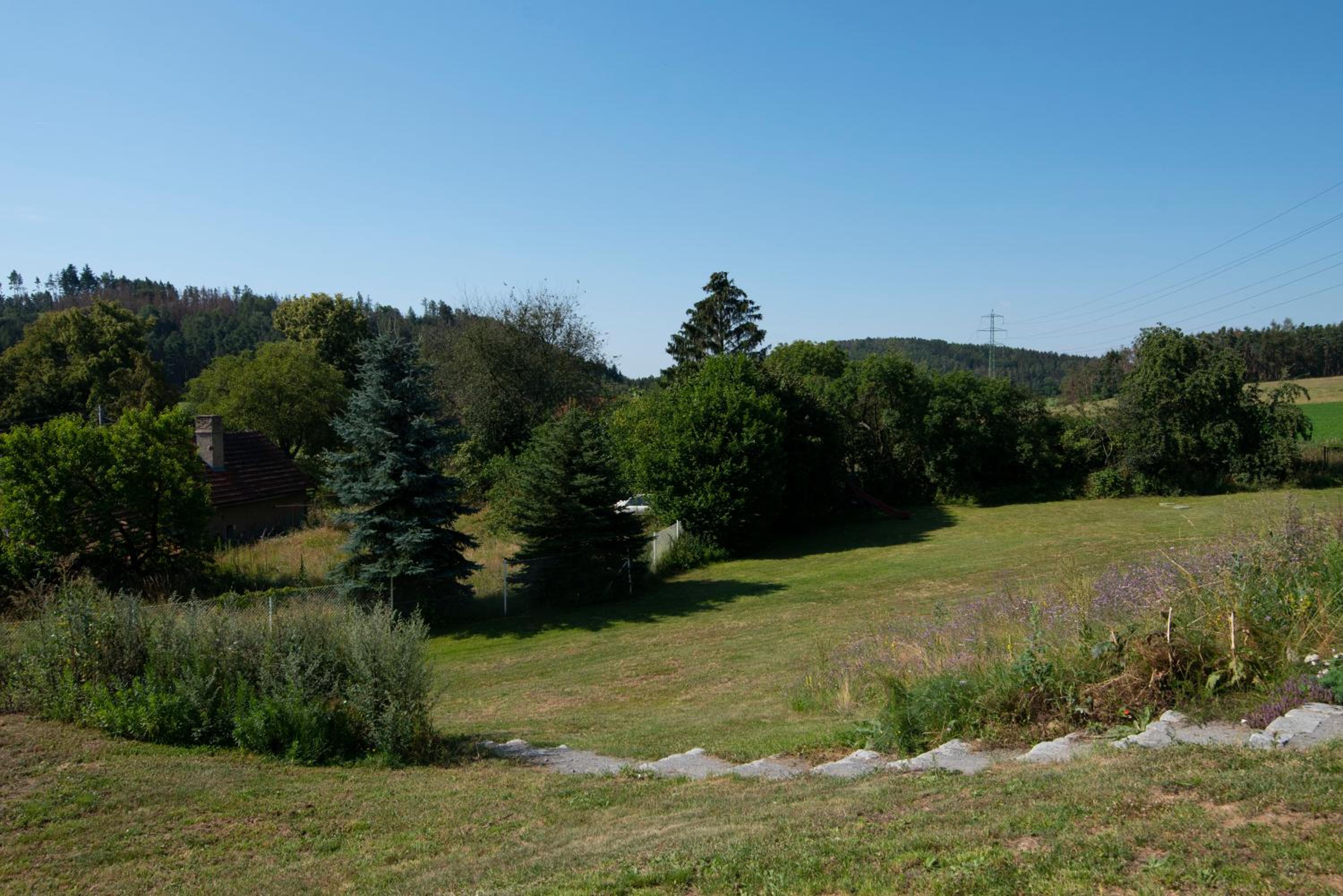 Wellness bungalov - vodní nádrž Slapy - 40km od Prahy