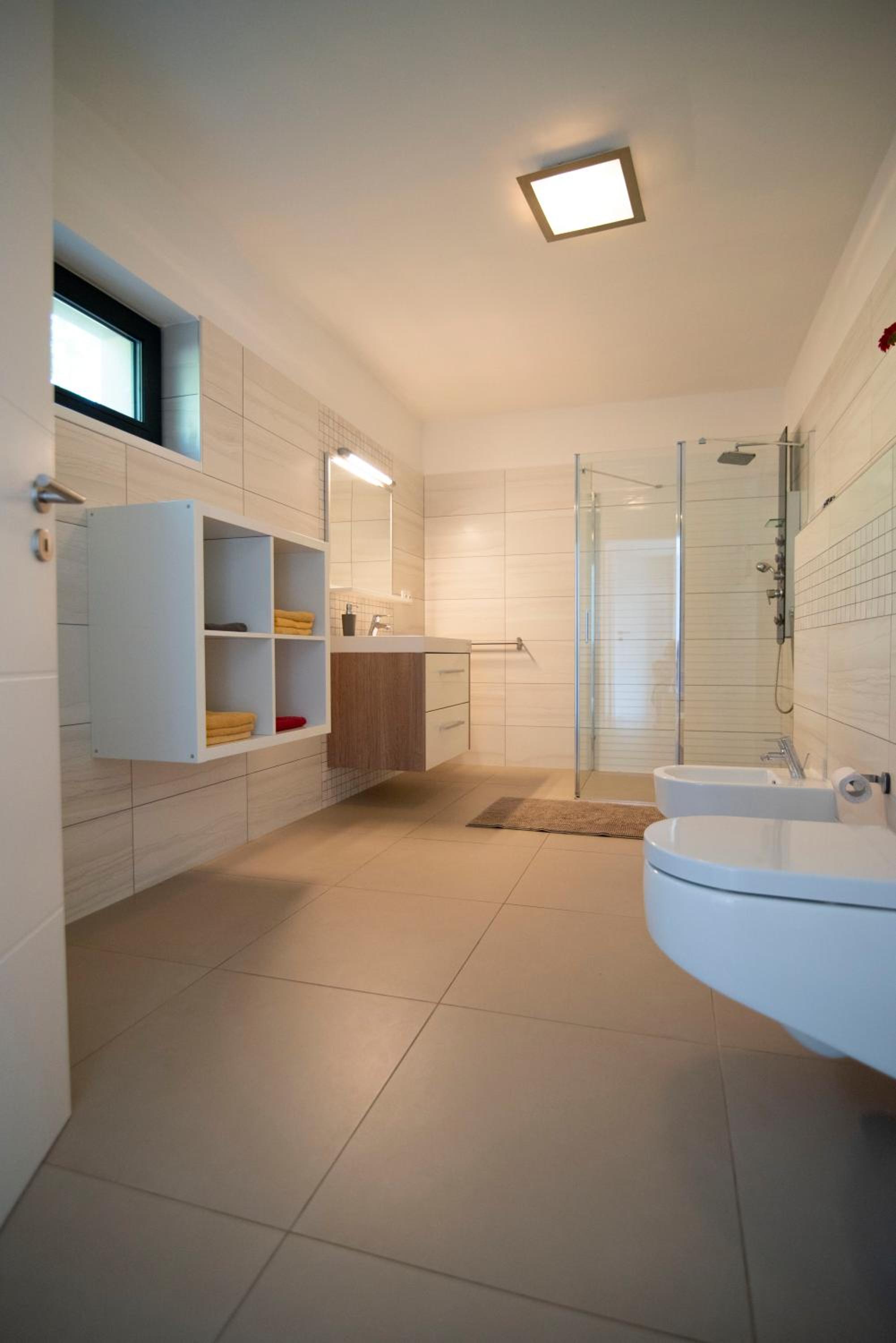 Wellness bungalov - vodní nádrž Slapy - 40km od Prahy