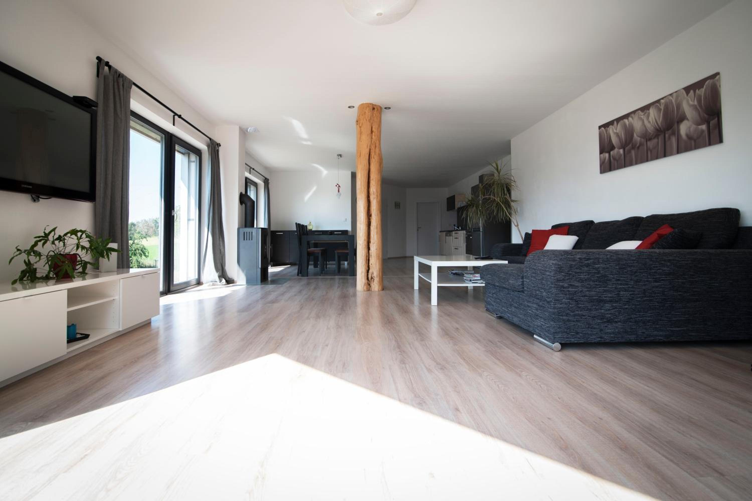 Wellness bungalov - vodní nádrž Slapy - 40km od Prahy