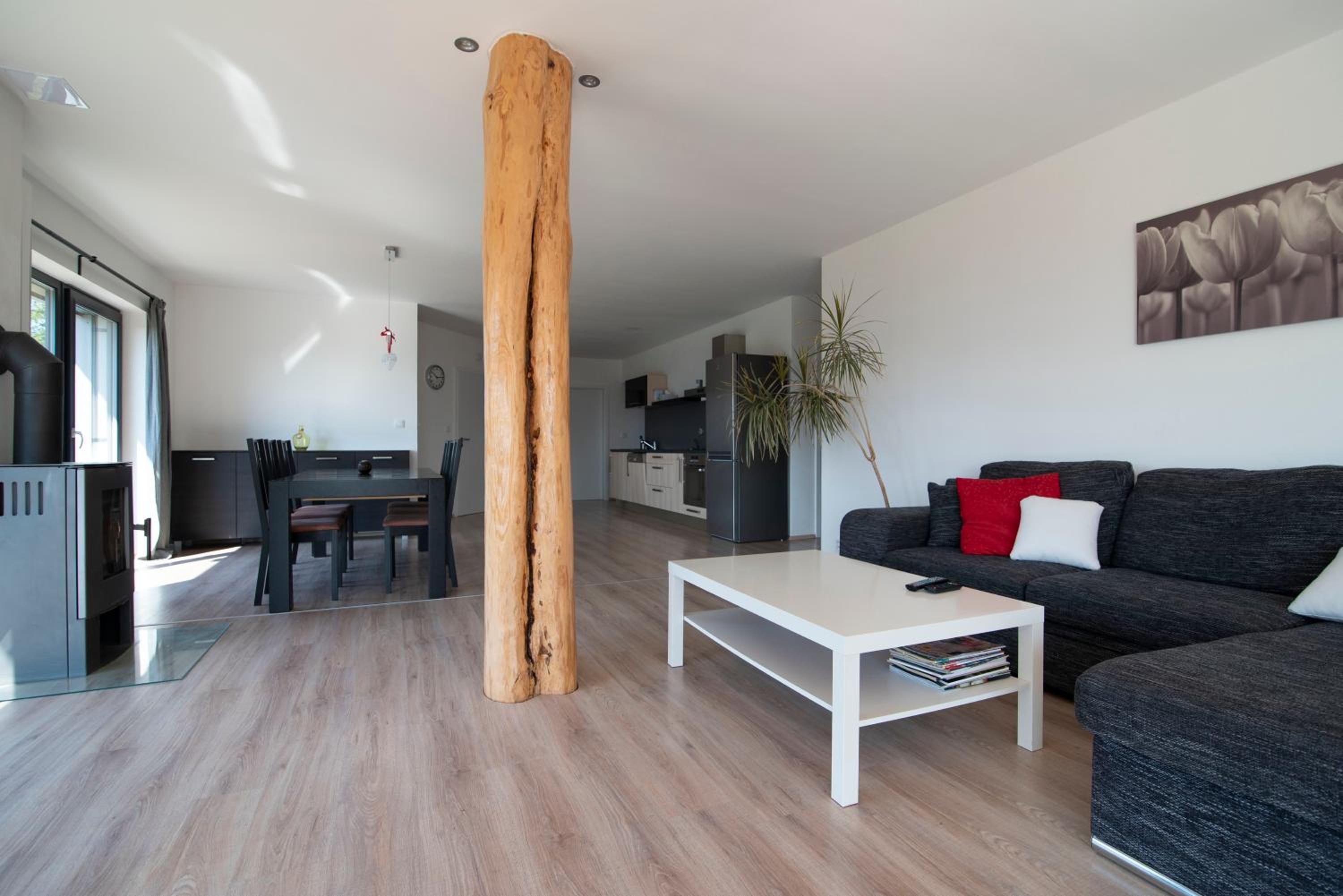 Wellness bungalov - vodní nádrž Slapy - 40km od Prahy