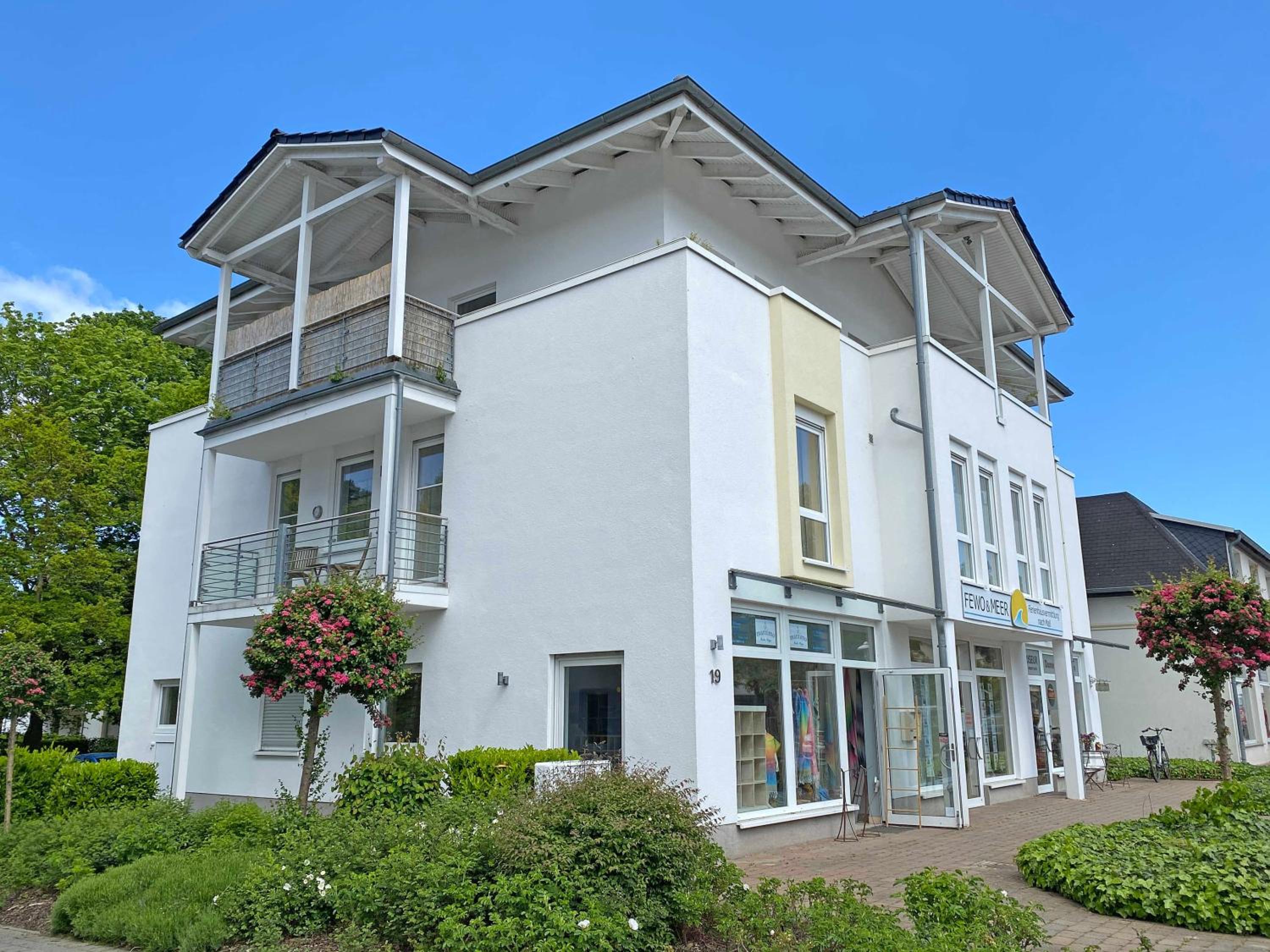 Villa Salus Whg 5 Auszeit - mit 2 Bädern und Balkon