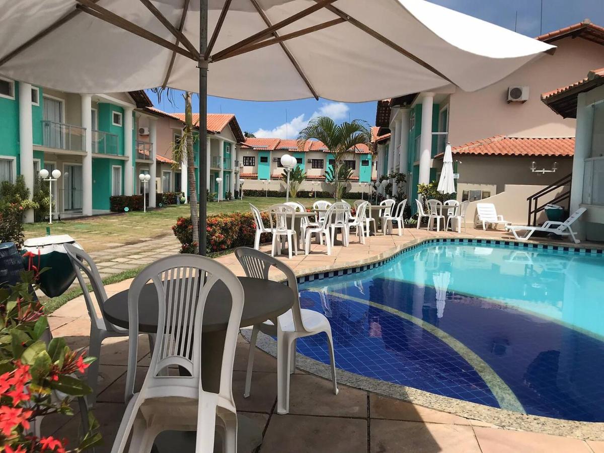 Casa 3 Suites Duplex AR Completa Condomínio fechado Moria à 500 m Praia Axe MOI