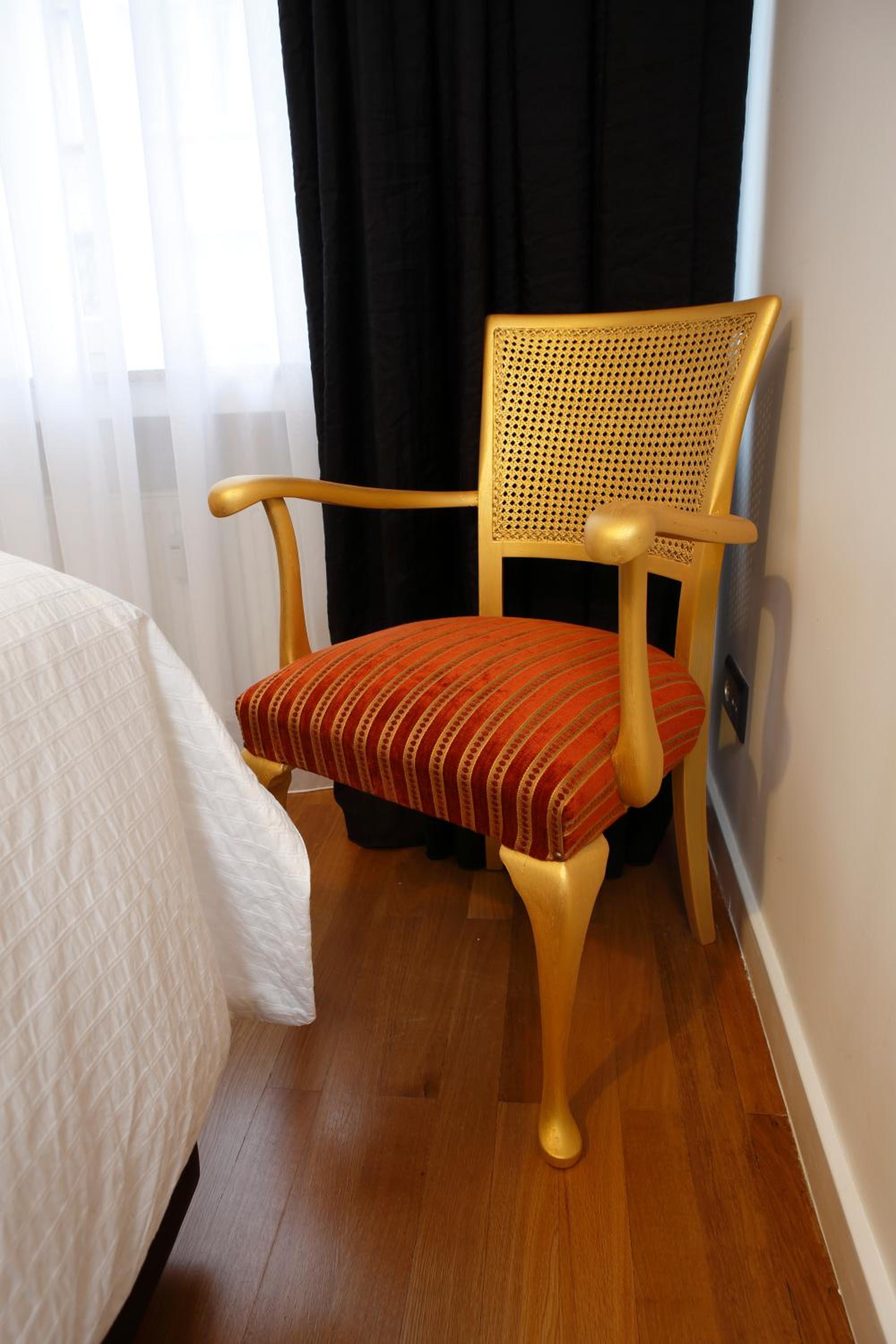 The Queen Luxury Apartments - Villa Cortina