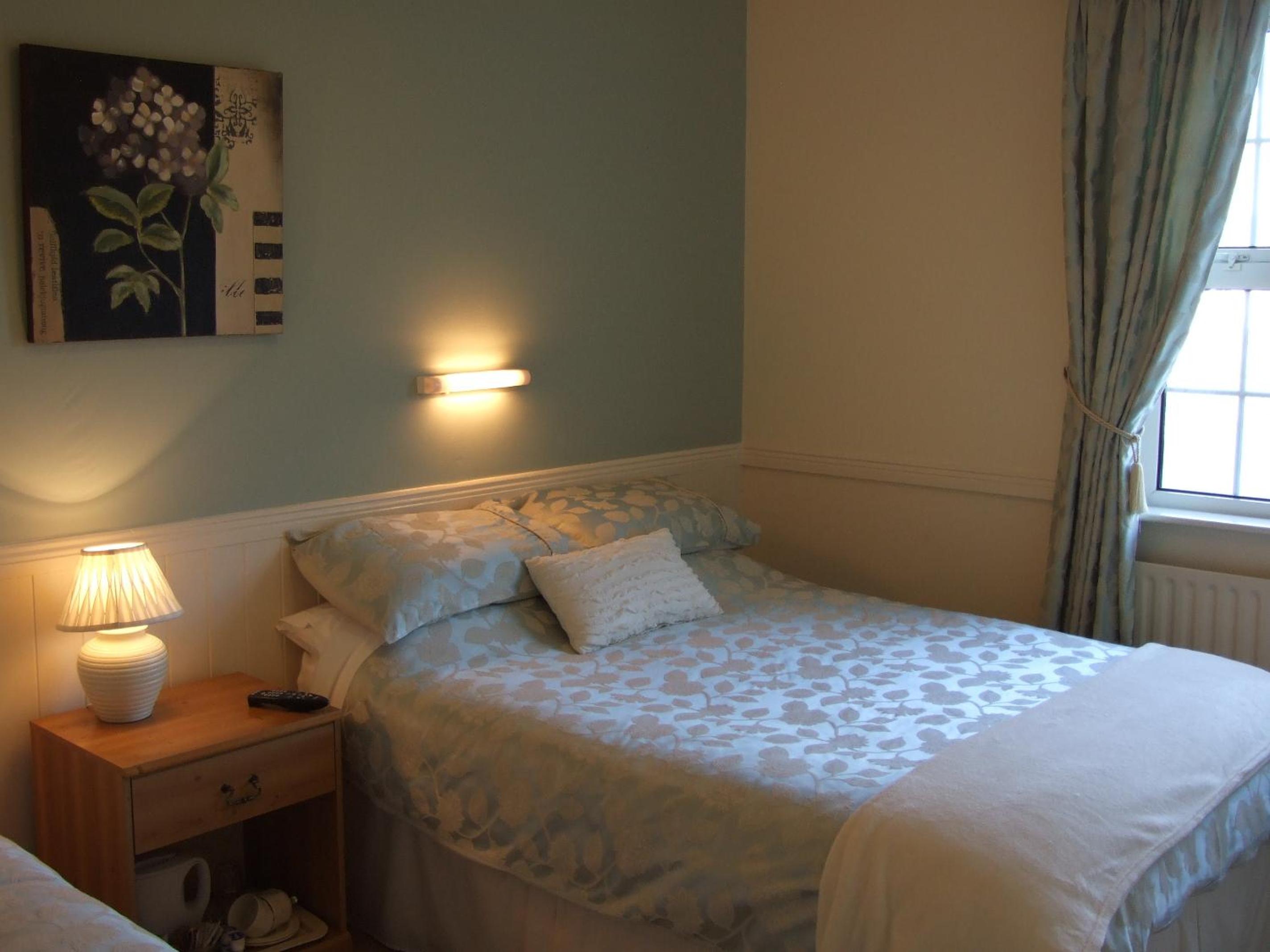 Athlone Vacations - Shannonside House N37HF67 - Property Image 10