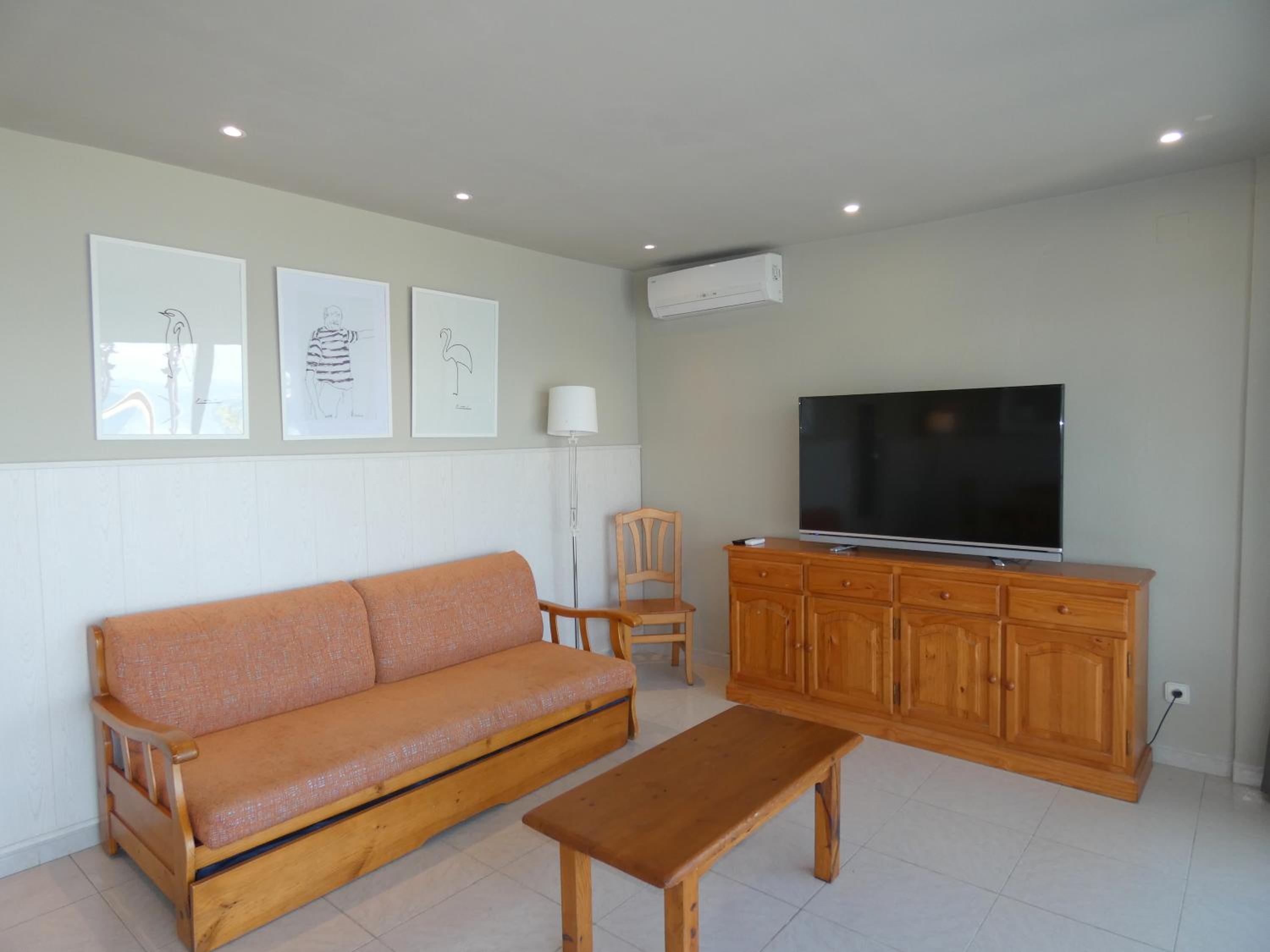 Rentalmar Family Acantilados view 4