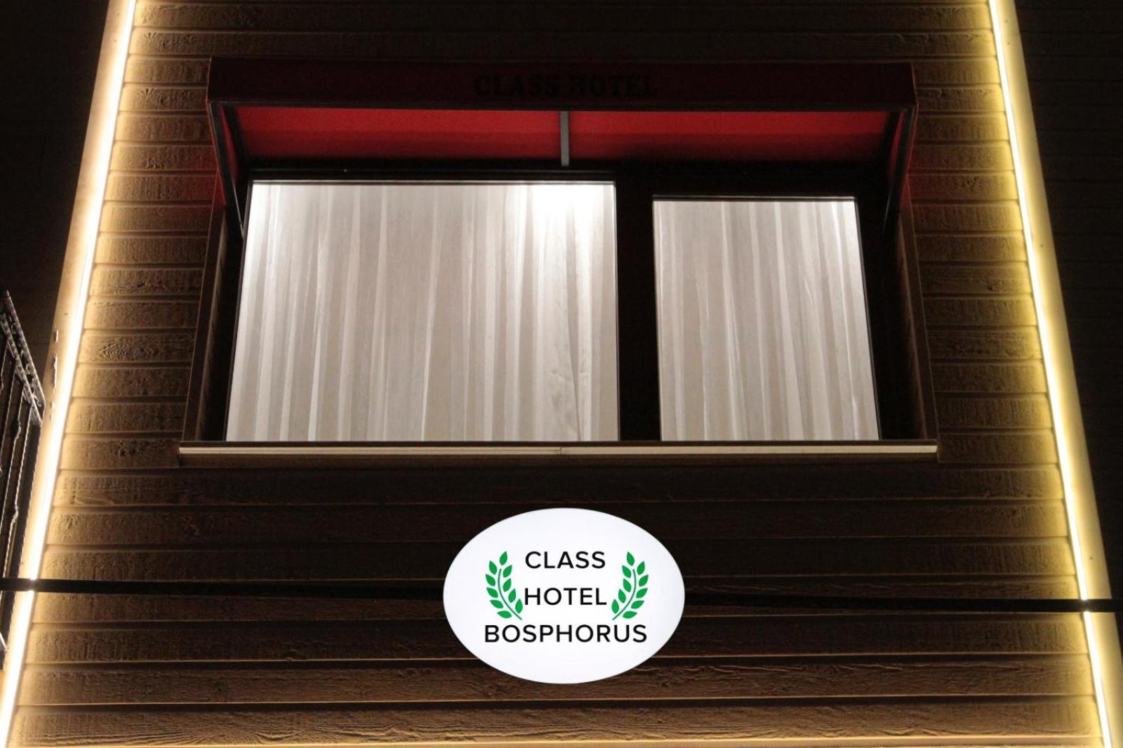 Class Hotel Bosphorus With Jacuzzi - Image 17