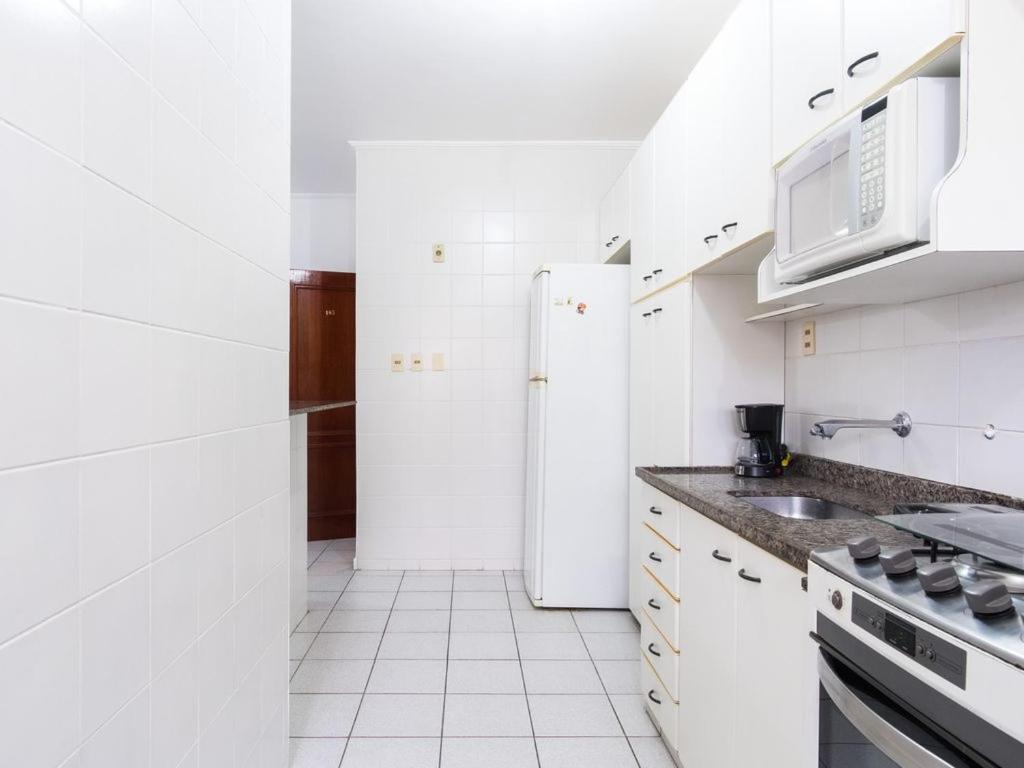 Apartamento espaçoso com ar condicionado e Wi-fi, a 100 metros da praia - Edifício Estoril view 3
