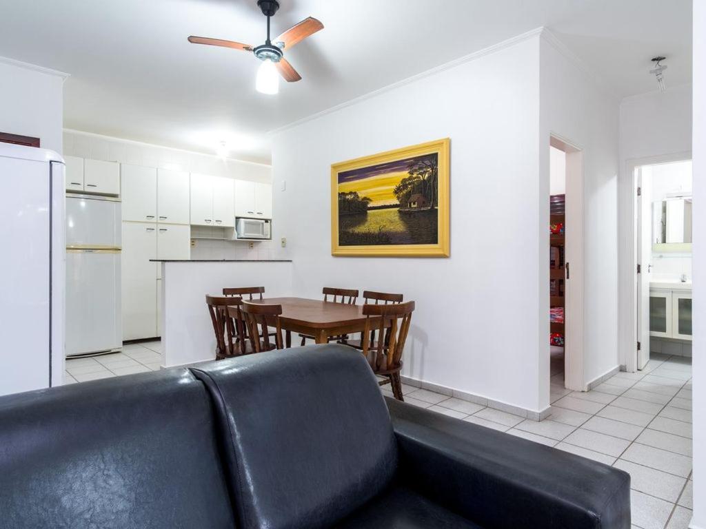 Apartamento espaçoso com ar condicionado e Wi-fi, a 100 metros da praia - Edifício Estoril view 4