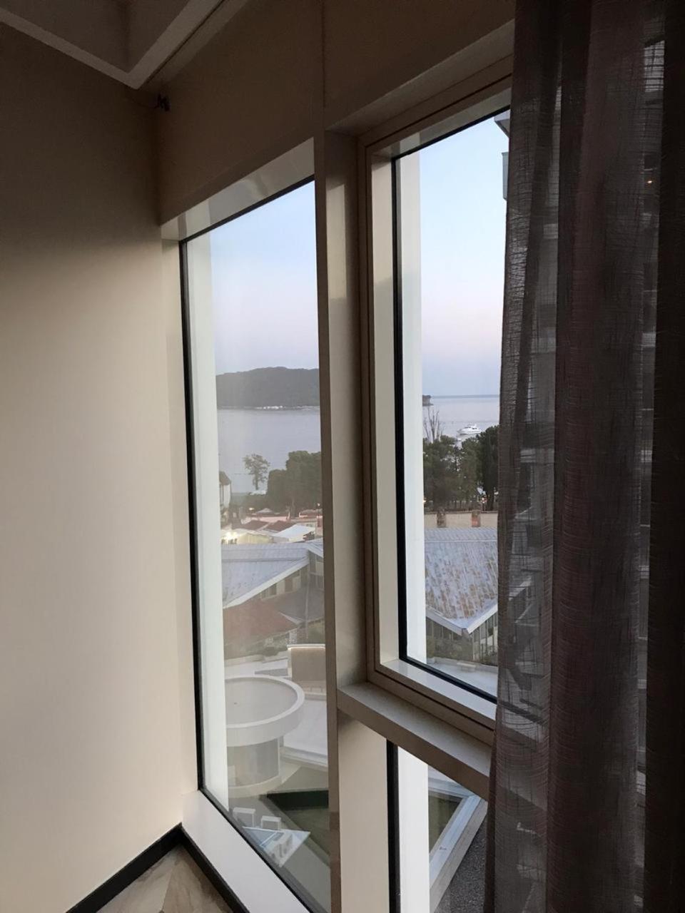 Luxury Apartments Mia view 3
