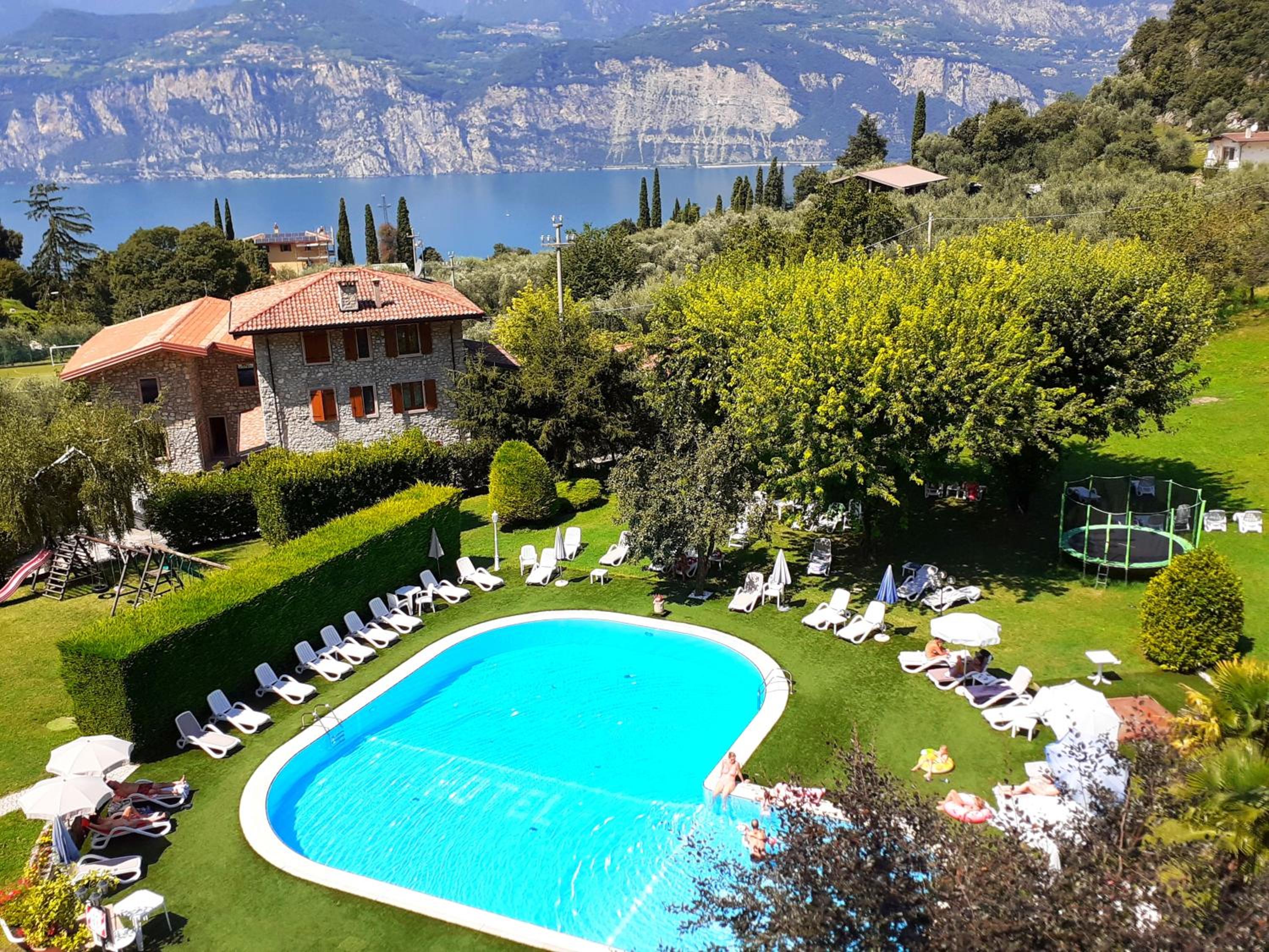 Residence Val Di Monte view 2