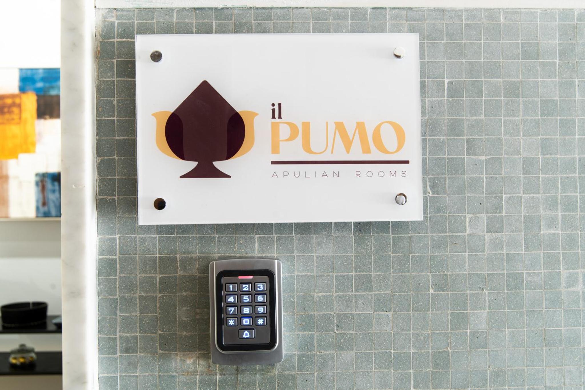 Il Pumo - Apulian Rooms Bari Piazza Moro 16 view 3