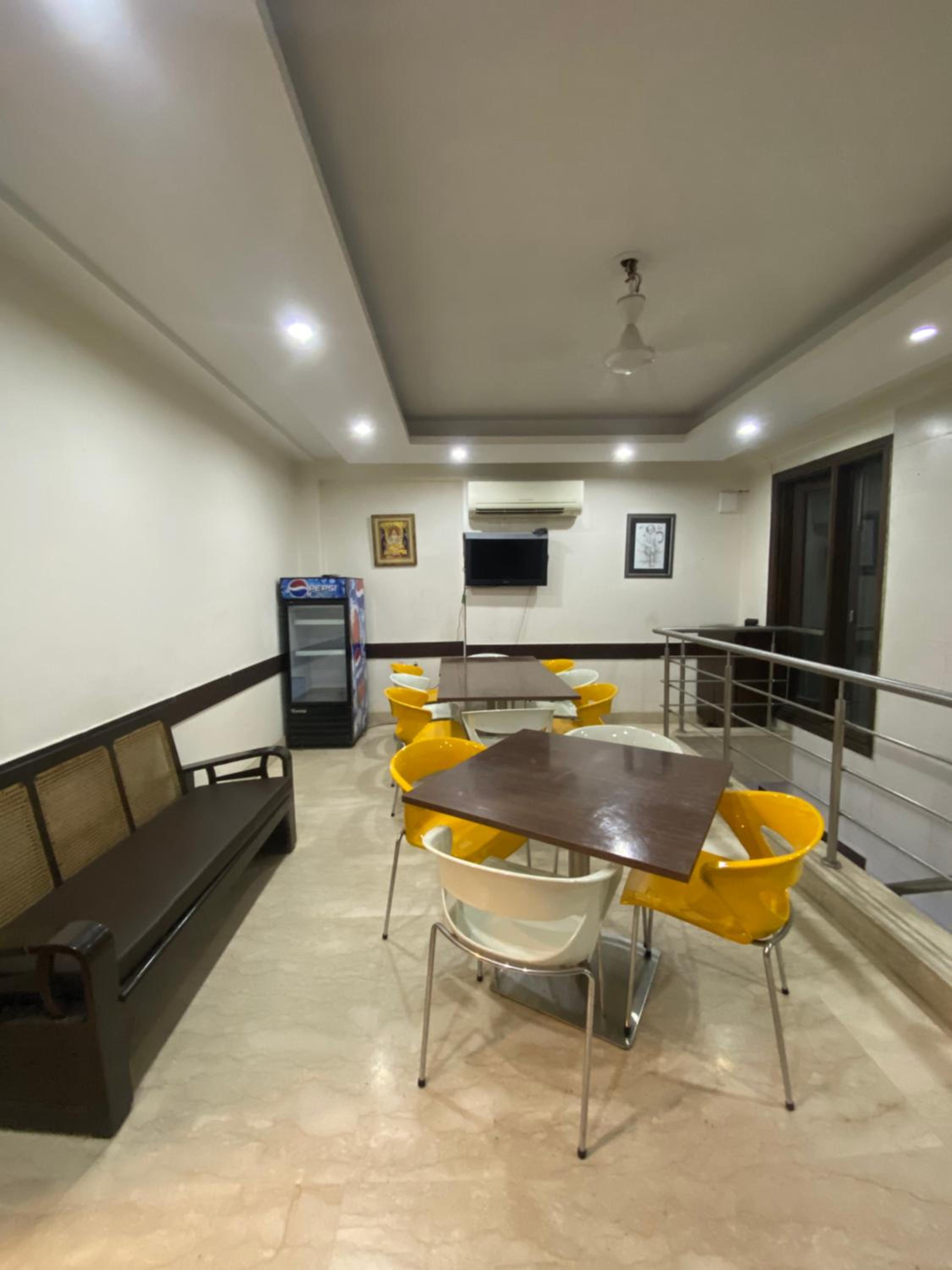 Sheesh Mahal Bed & Breakfast view 3