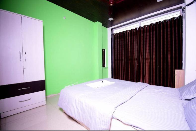Photo 7
