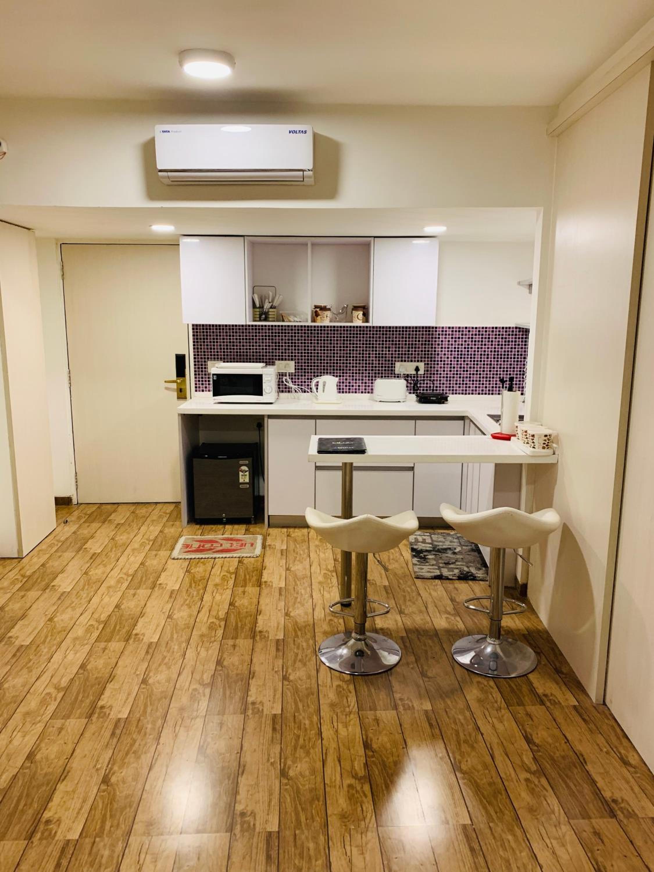 Rajhans Belliza Apartments Units view 5
