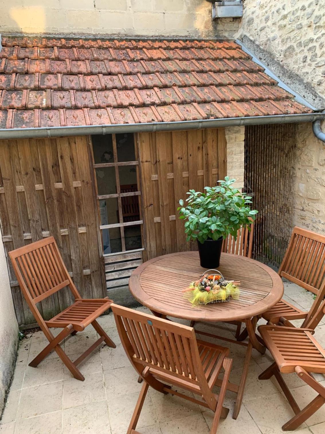 Private house with a view on Bayeux's Cathedrale view 3