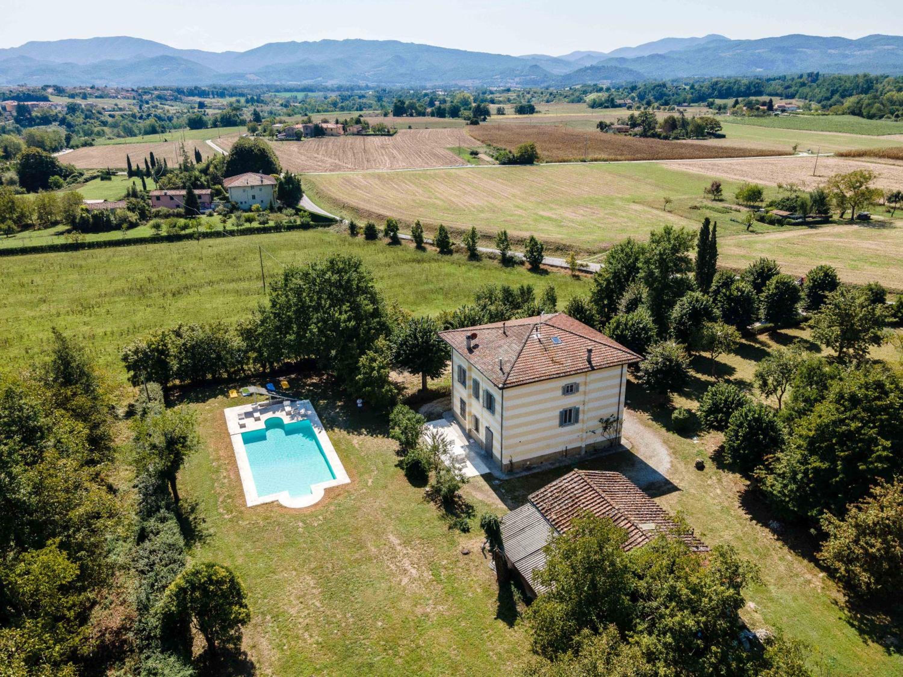 Villa Liberty Mugello - Affitti Brevi Italia view 3