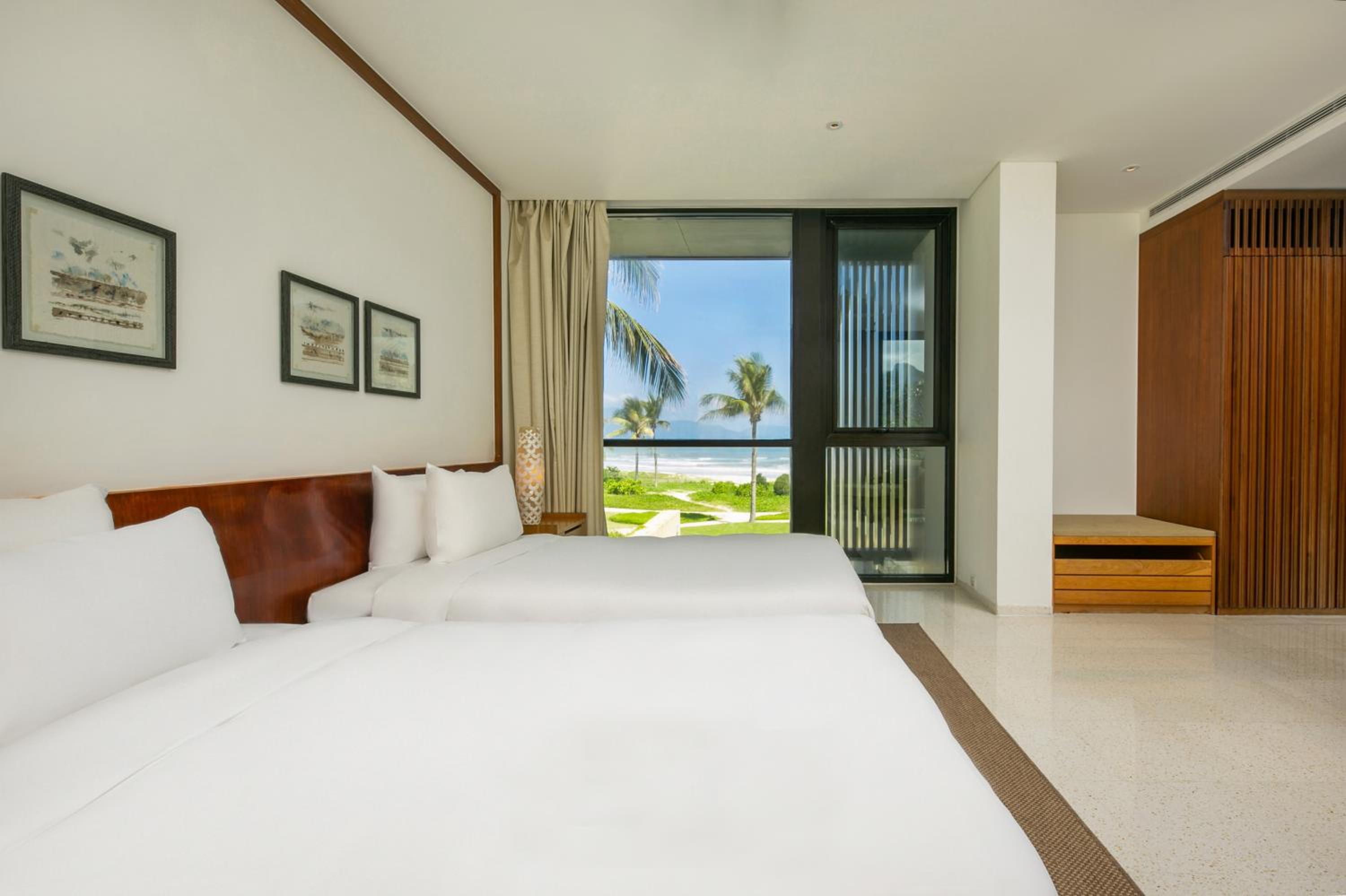 Abogo Resort Villas Beachview Da Nang view 5