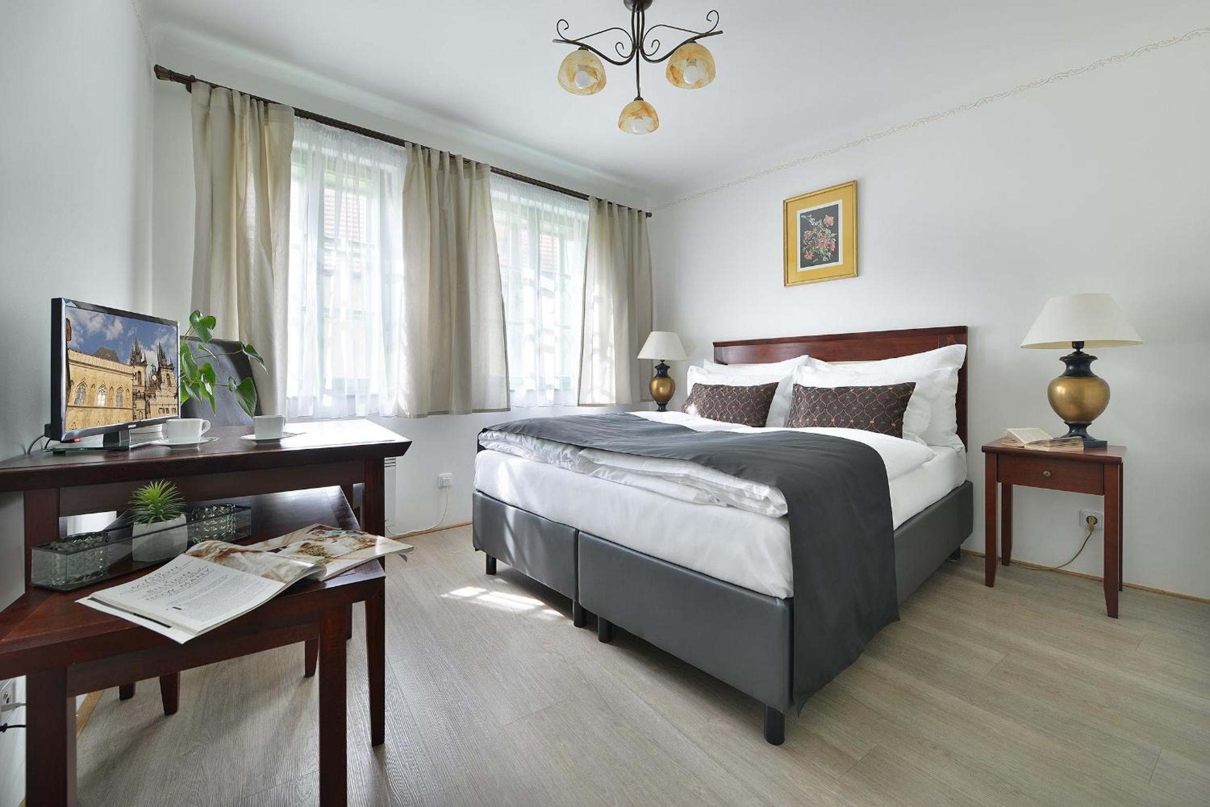 Nobles Apartments
