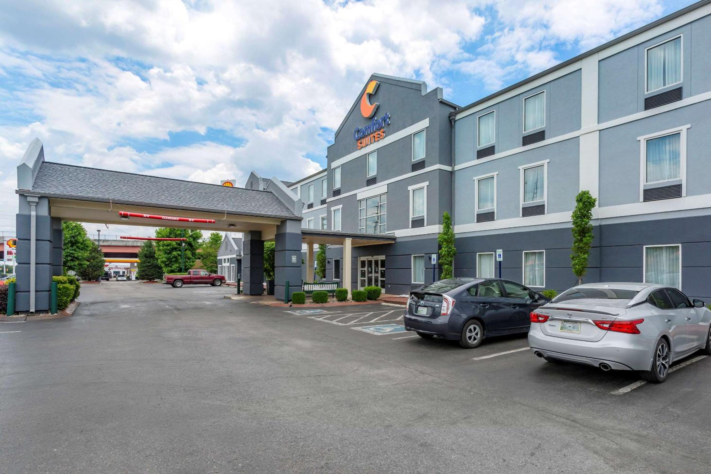 Comfort Suites At Rivergate Mall - Property Image 28