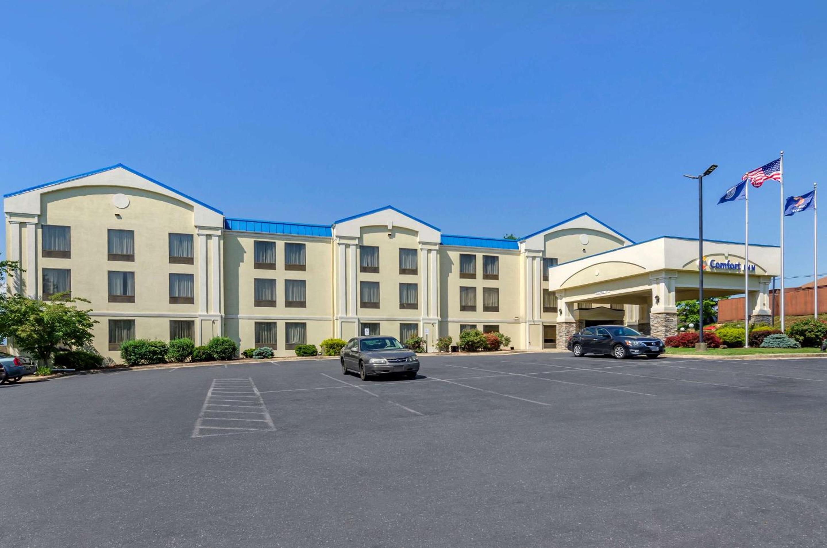 Spark by Hilton Waynesboro