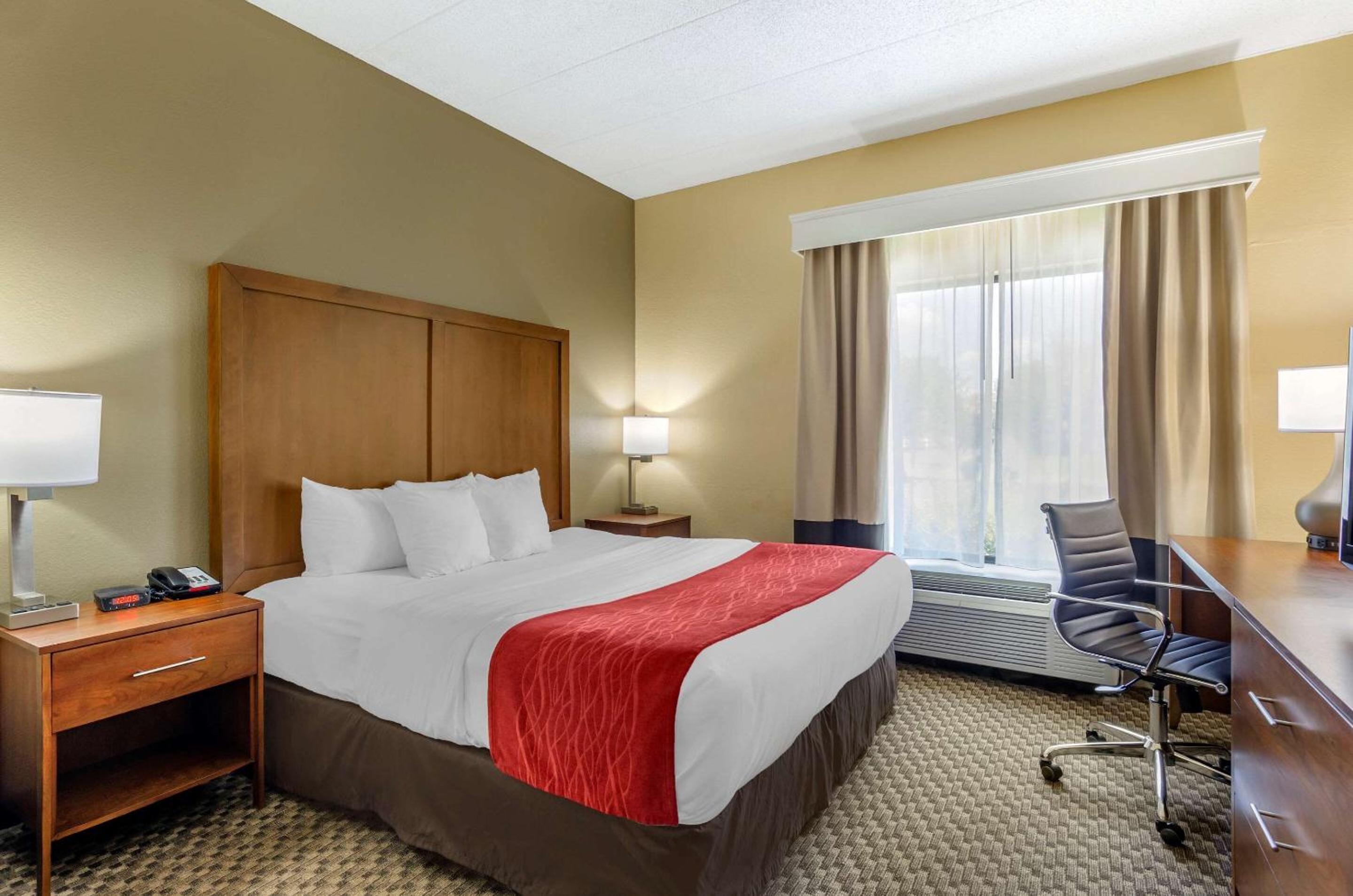 Spark by Hilton Waynesboro