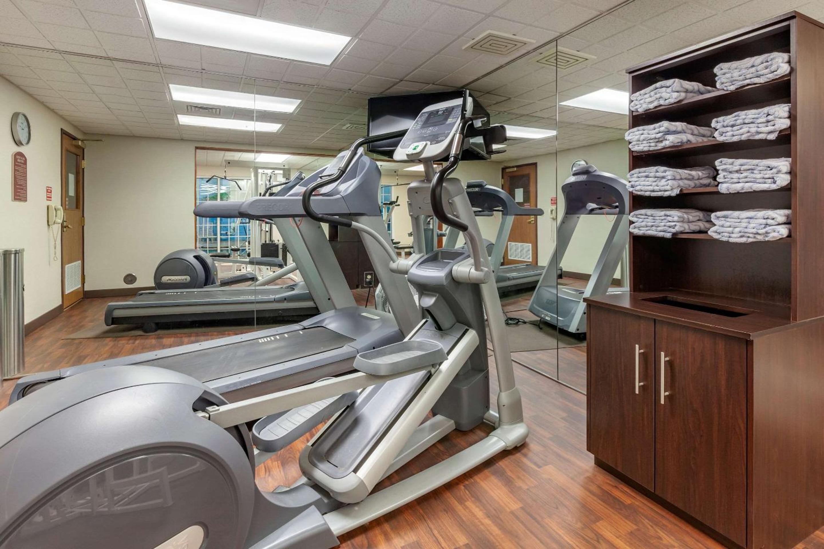 Marquette Vacations - Comfort Suites - Property Image 6