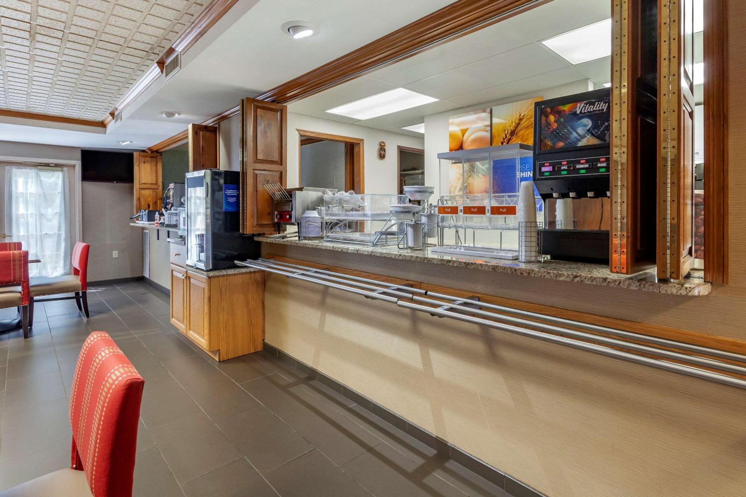 Marquette Vacations - Comfort Suites - Property Image 11