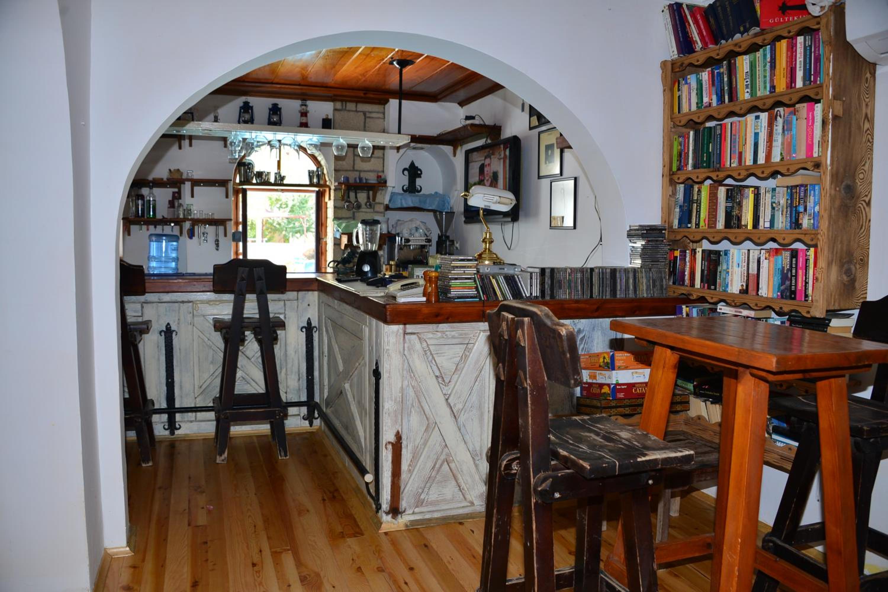 bar