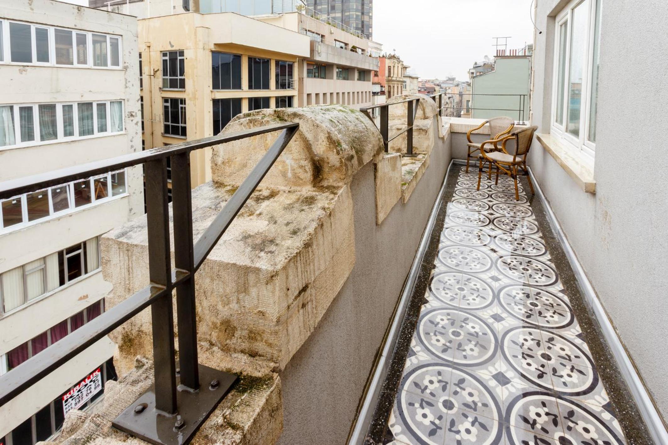 Ravouna 1906 Bosphorus Istanbul - Image 11