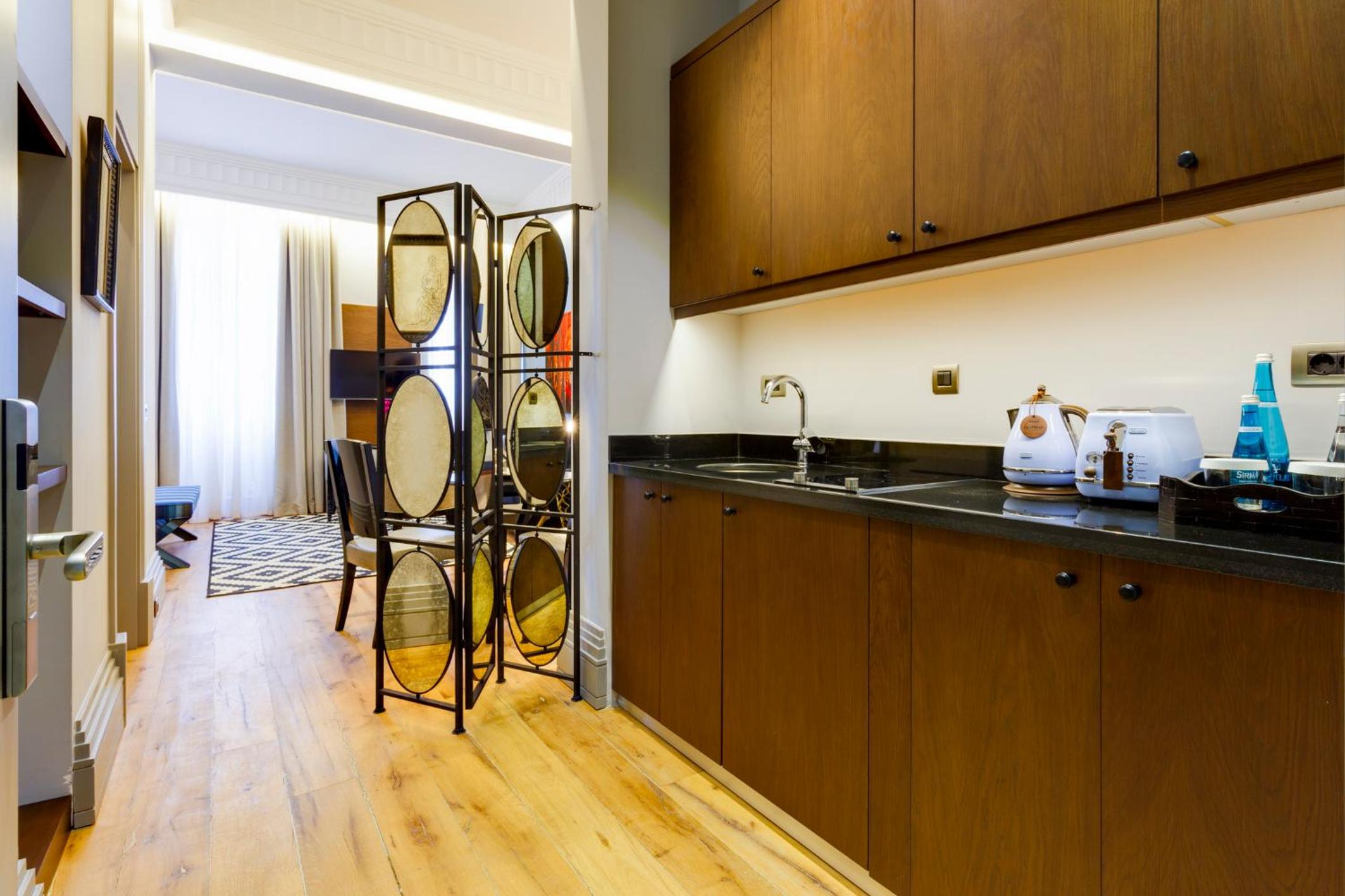 Ravouna 1906 Bosphorus Istanbul - Image 35