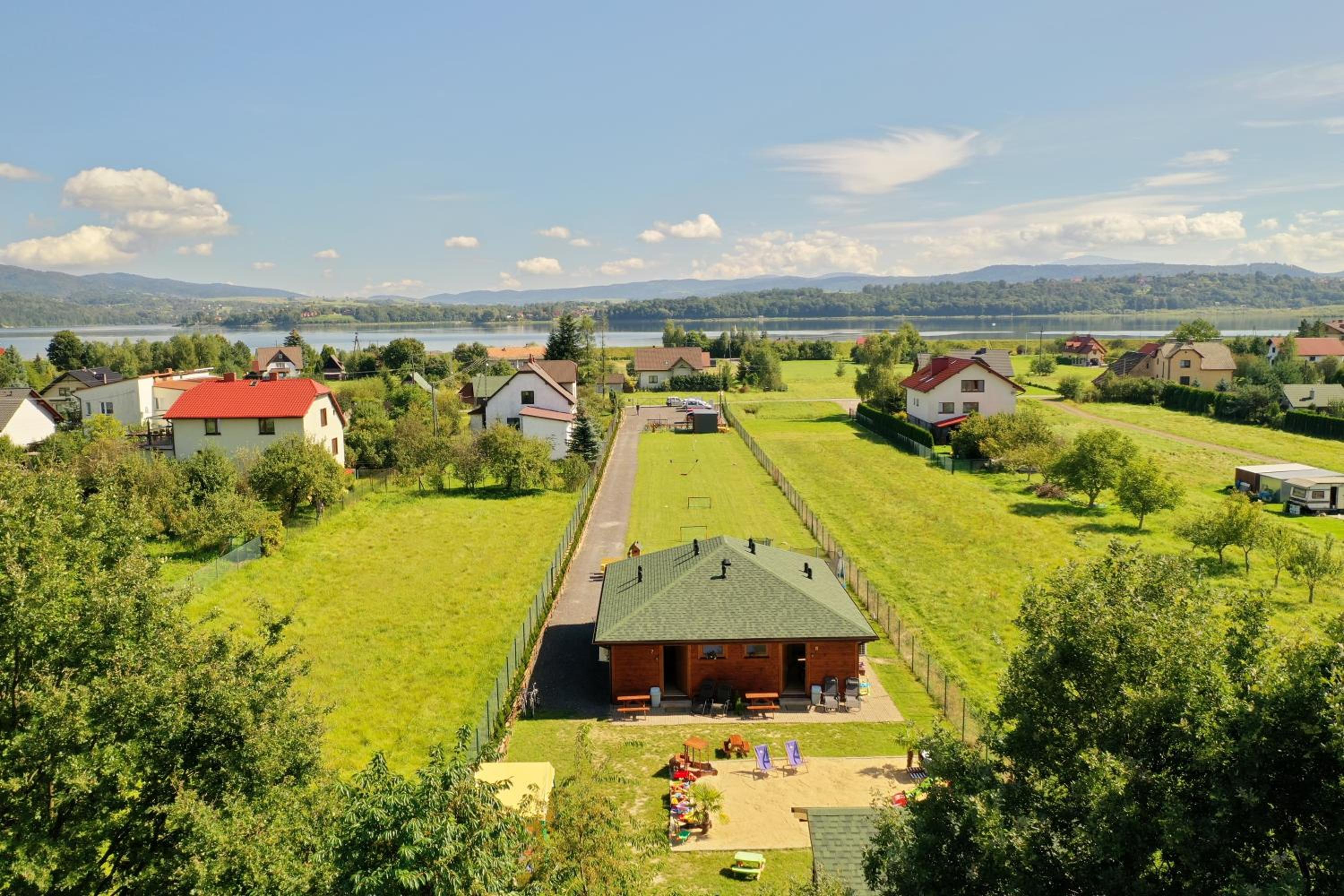 Apartamenty przy Jeziorze Żywieckim z widokiem na Skrzyczne