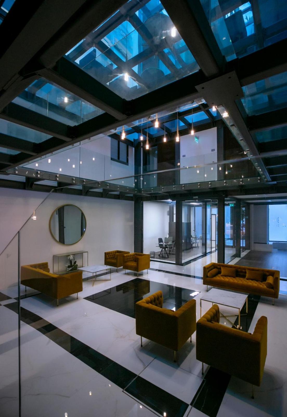 Hotel Azzoli Trapani - Apartments&Skypool - Adults Only - Image 1