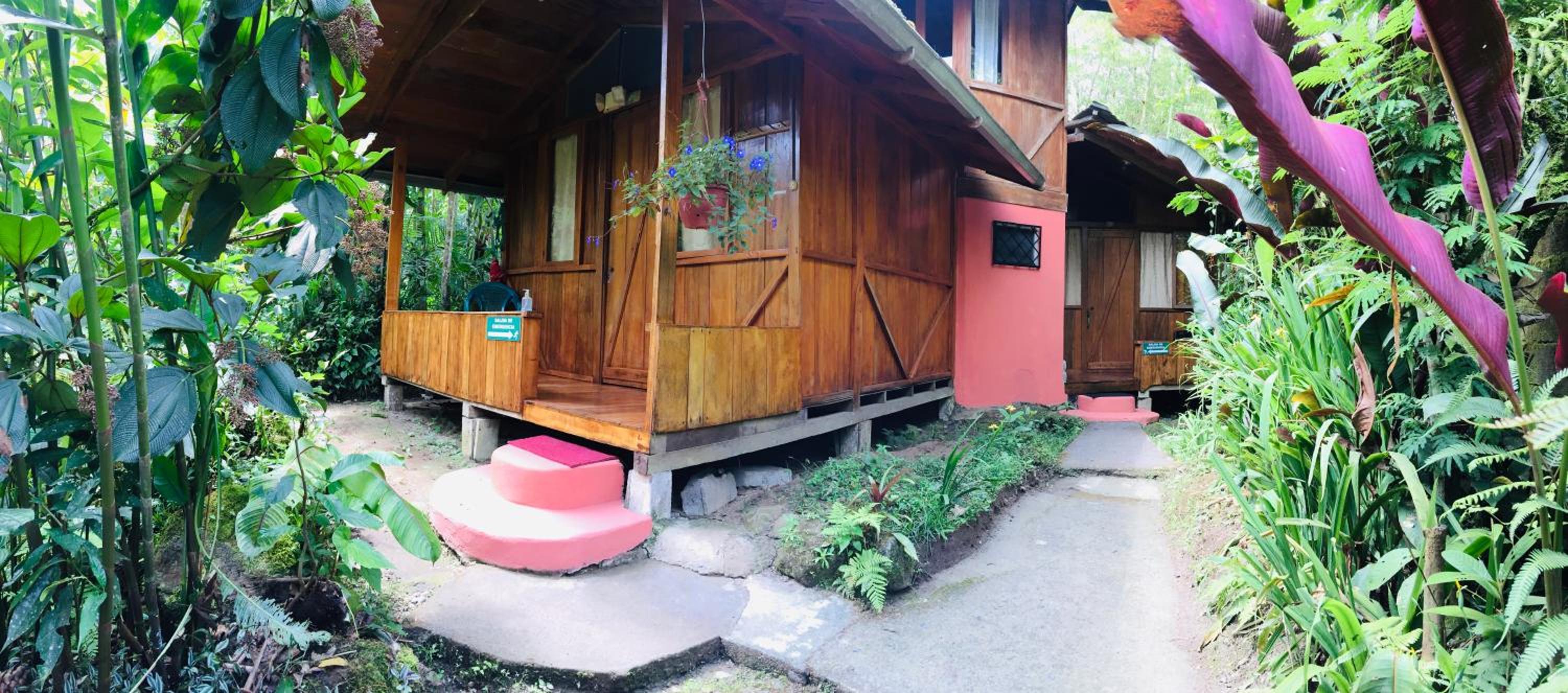 Cabañas Armonía y Jardín de Orquídeas