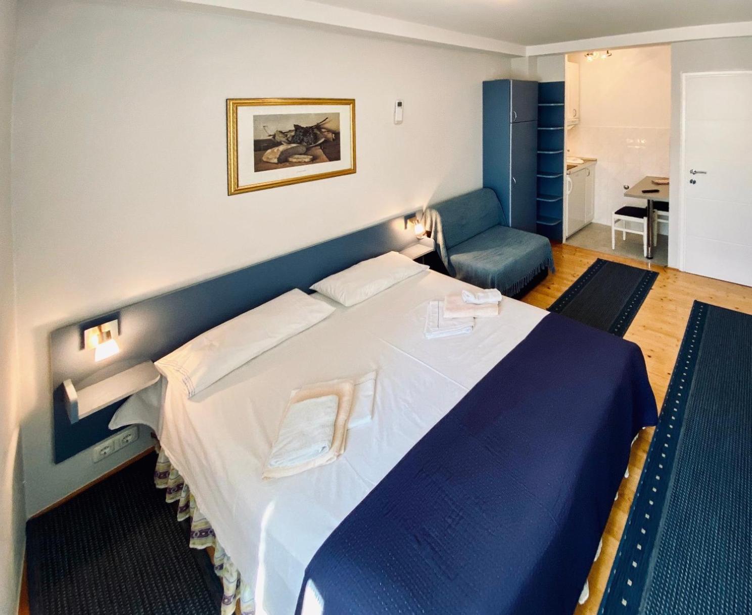Komiza Provita Guesthouse