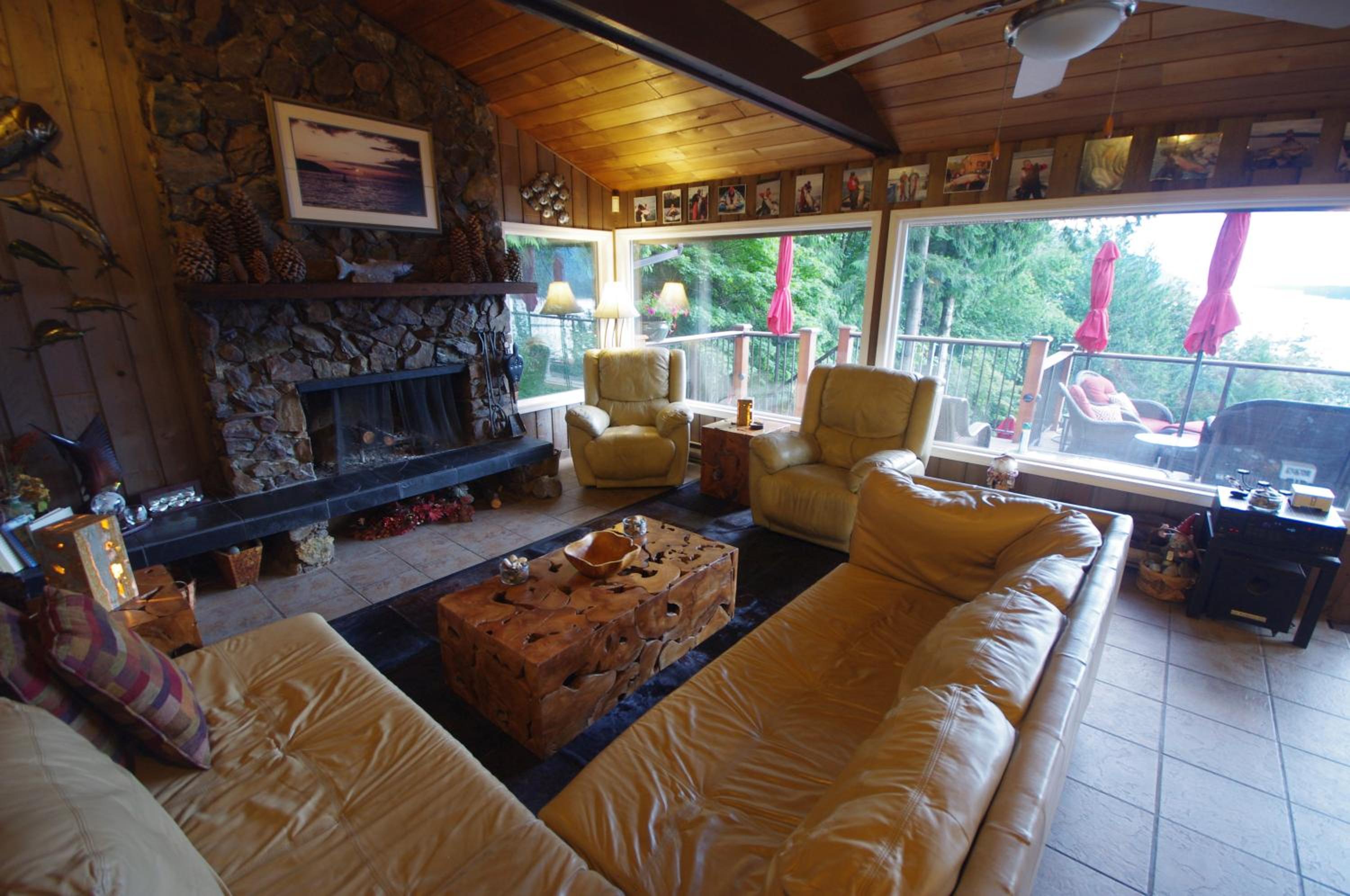 The Fraser River's Edge BB Lodge - Property Image 14