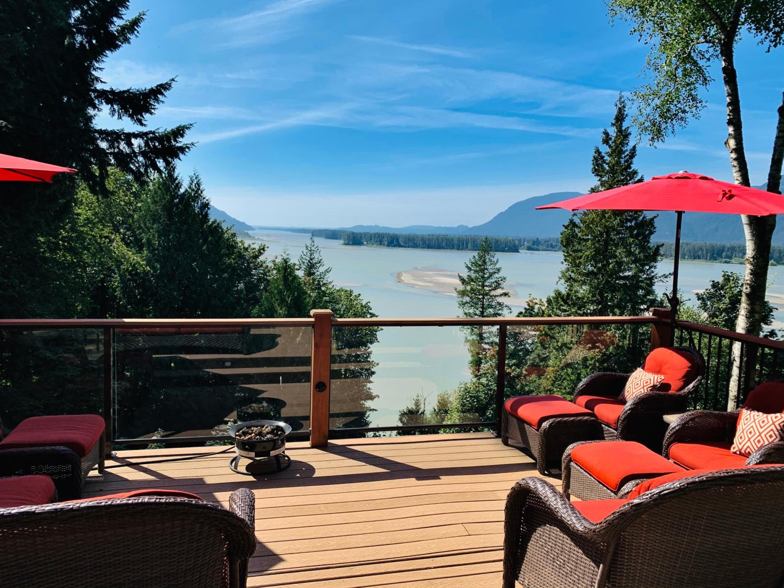 The Fraser River's Edge BB Lodge - Property Image 32