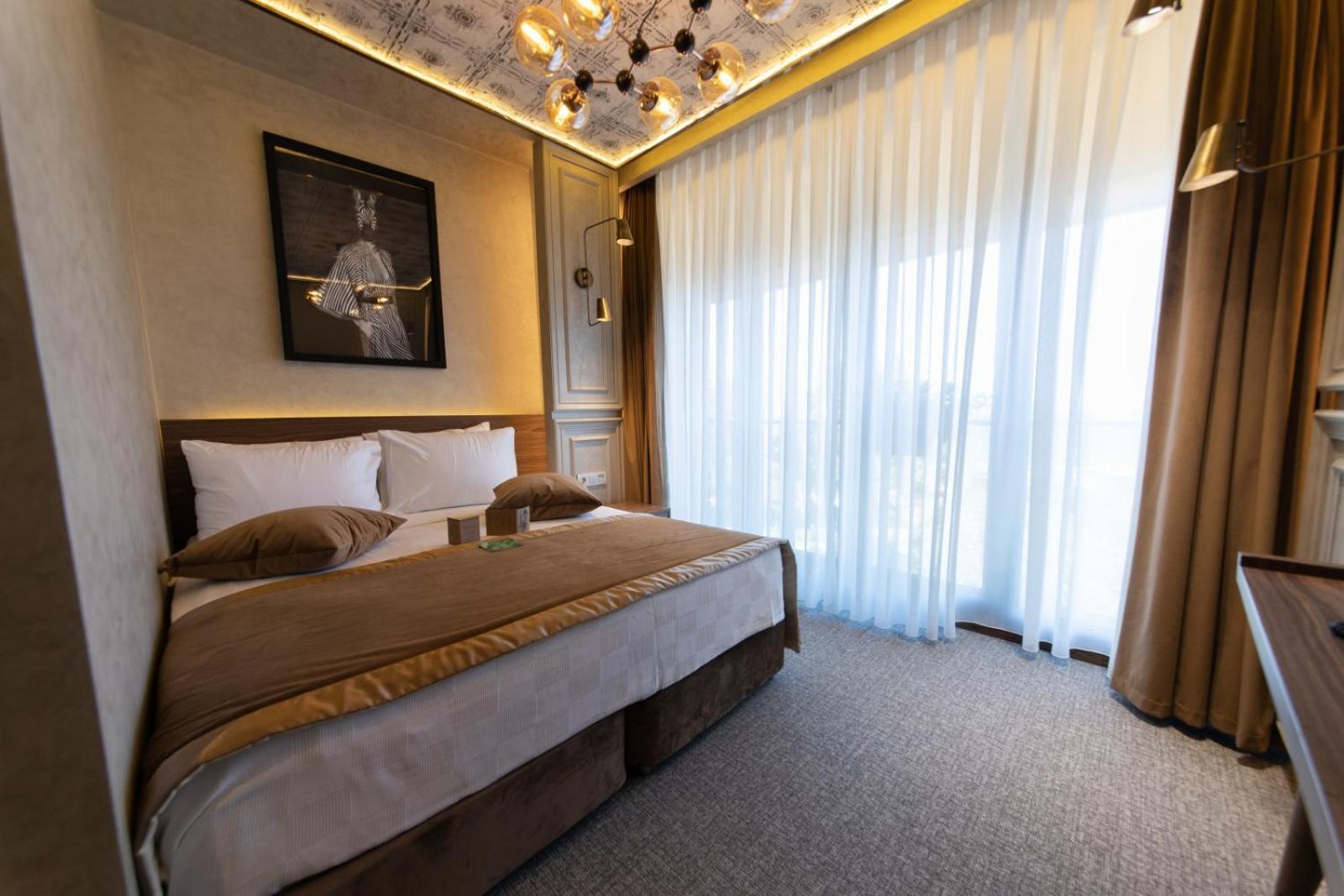 Tonight Port Otel - Image 20