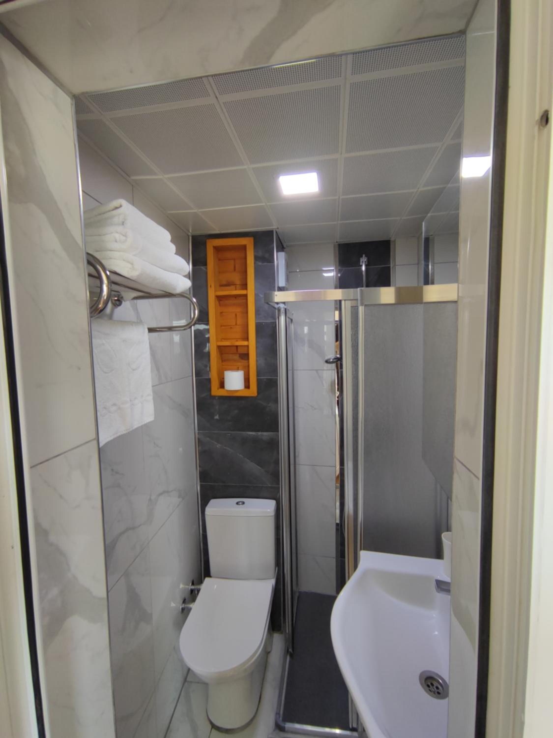 Marmara Guesthouse - Image 145