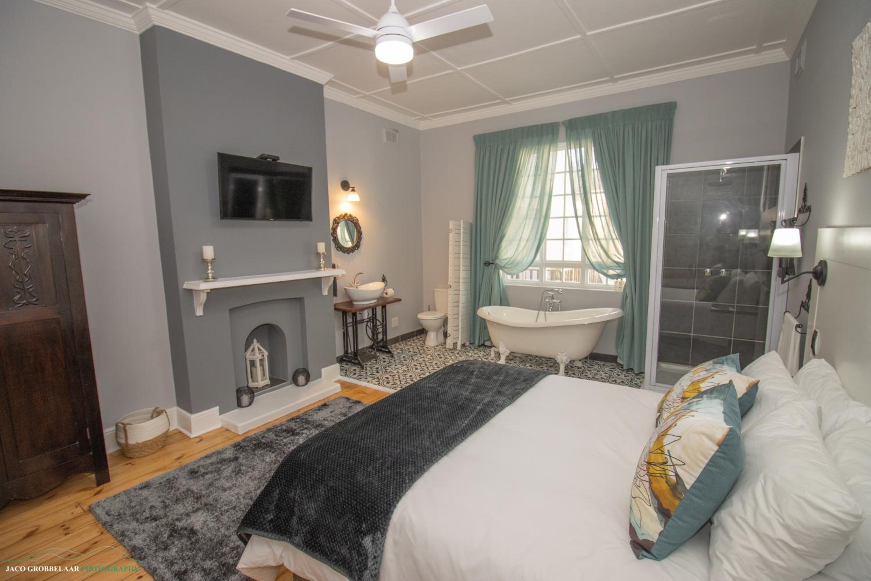 Dawson Manor Guest House view 4
