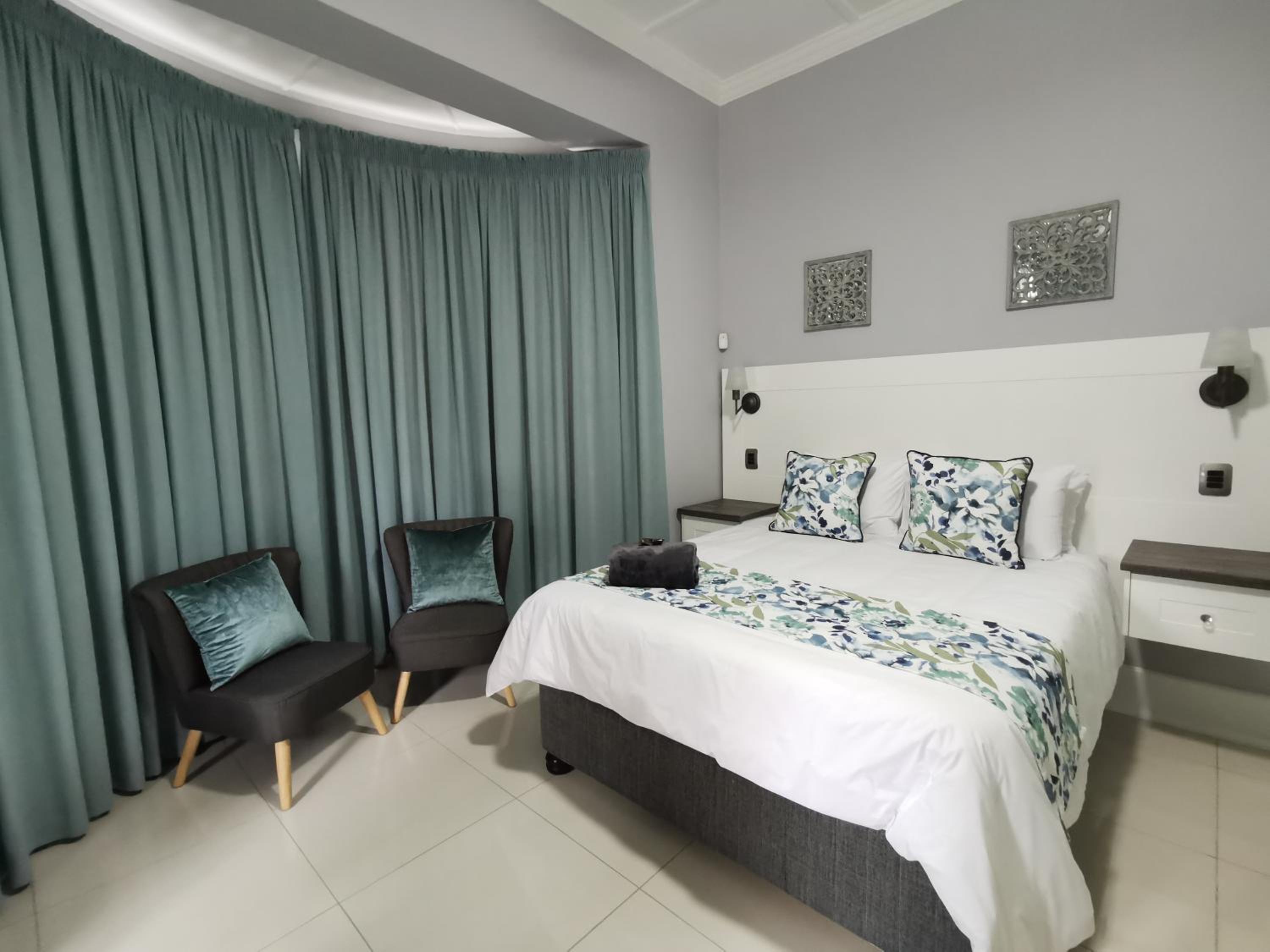 Dawson Manor Guest House view 5