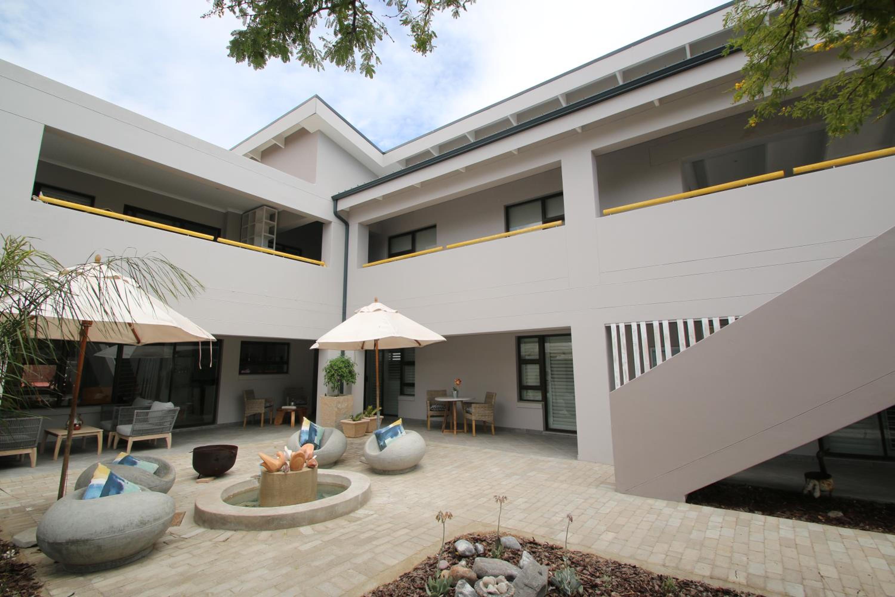 Albatross Guesthouse
