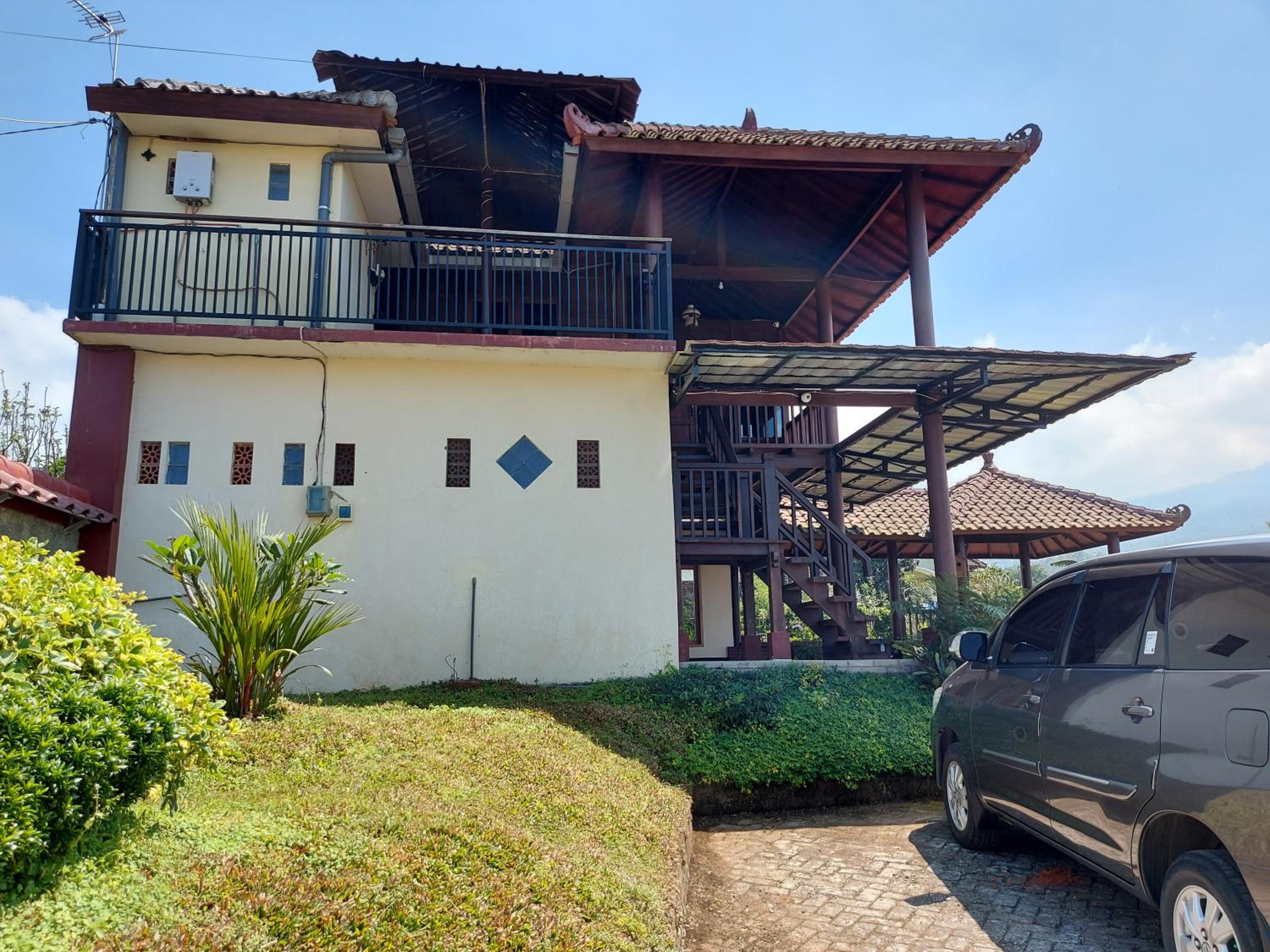Omah Kayoe Elok view 3