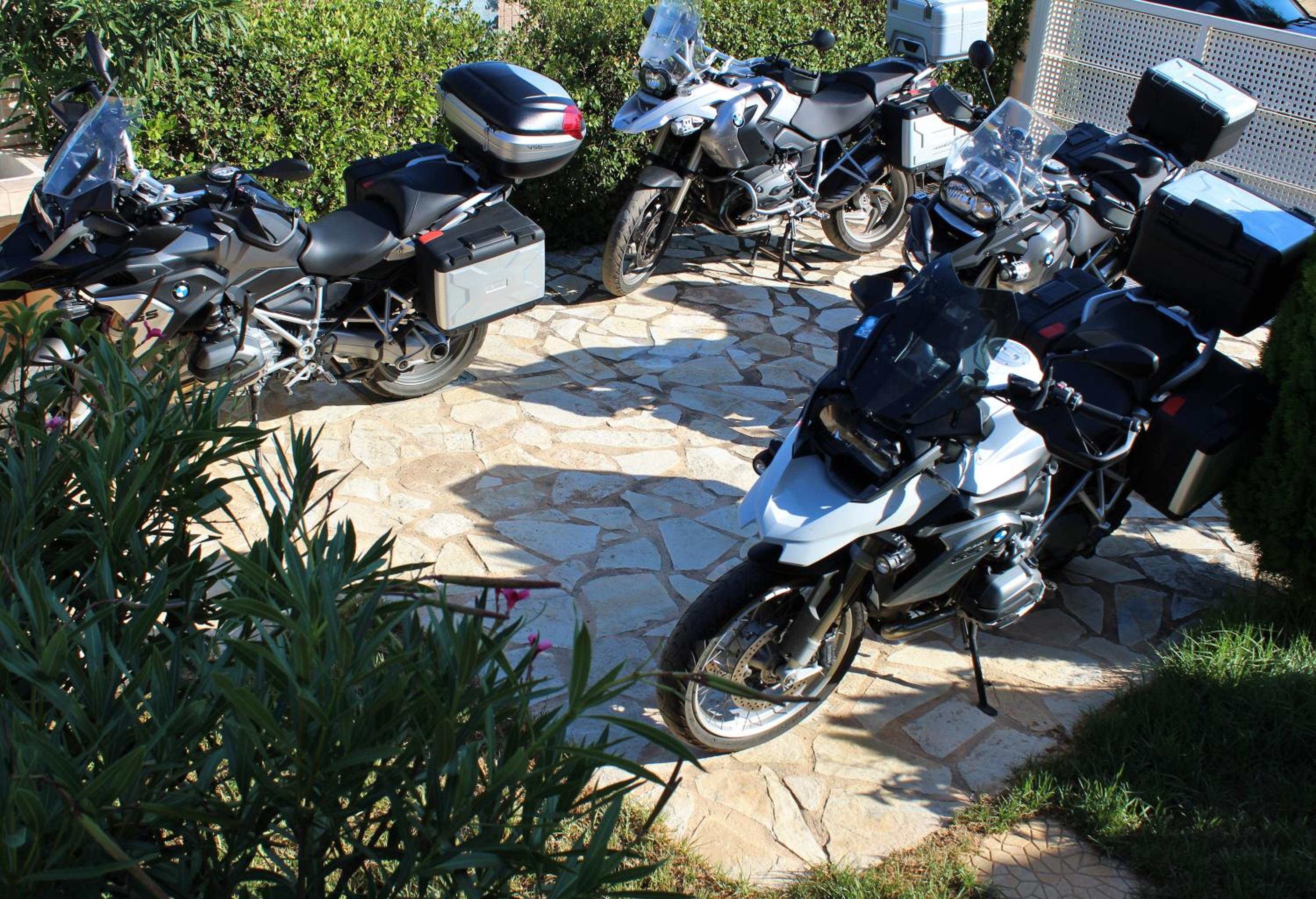 Photo 12