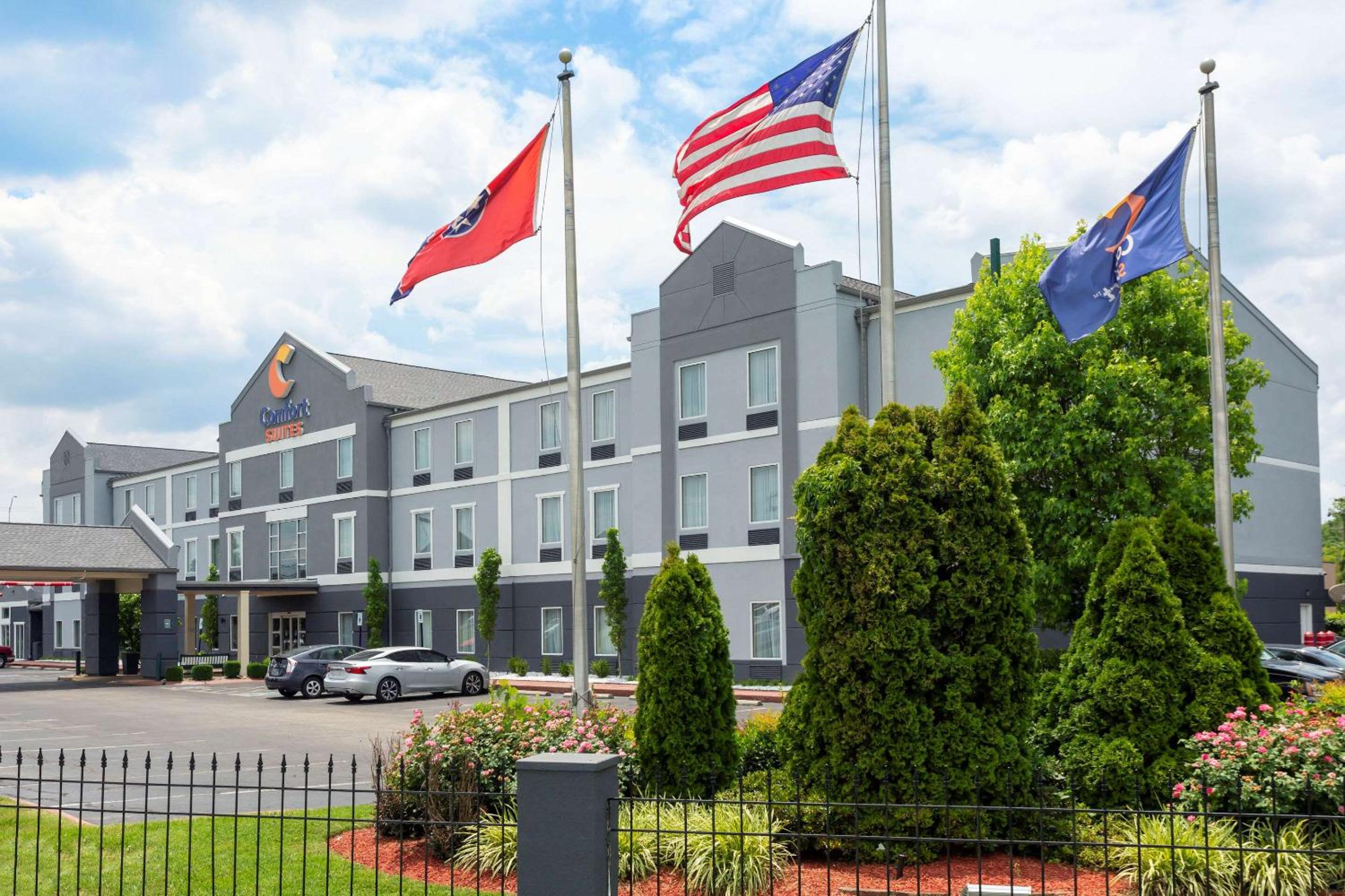Comfort Suites At Rivergate Mall - Property Image 19