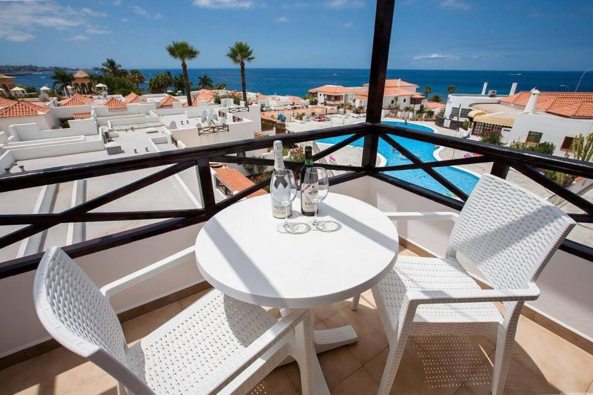 2 Bedroom apartment for 4 people in Tenerife view 5