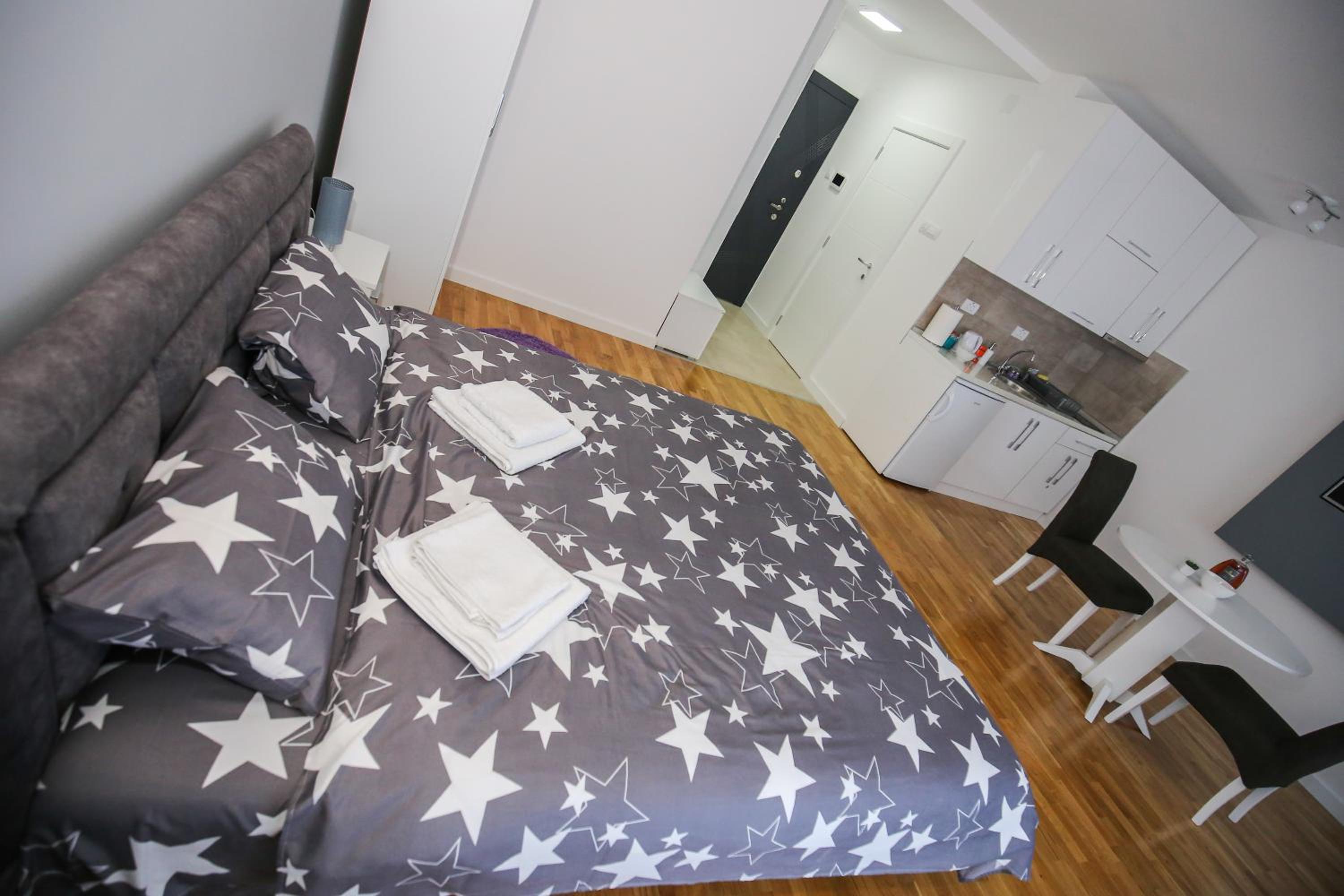 MANIROSI 3 apartman view 2