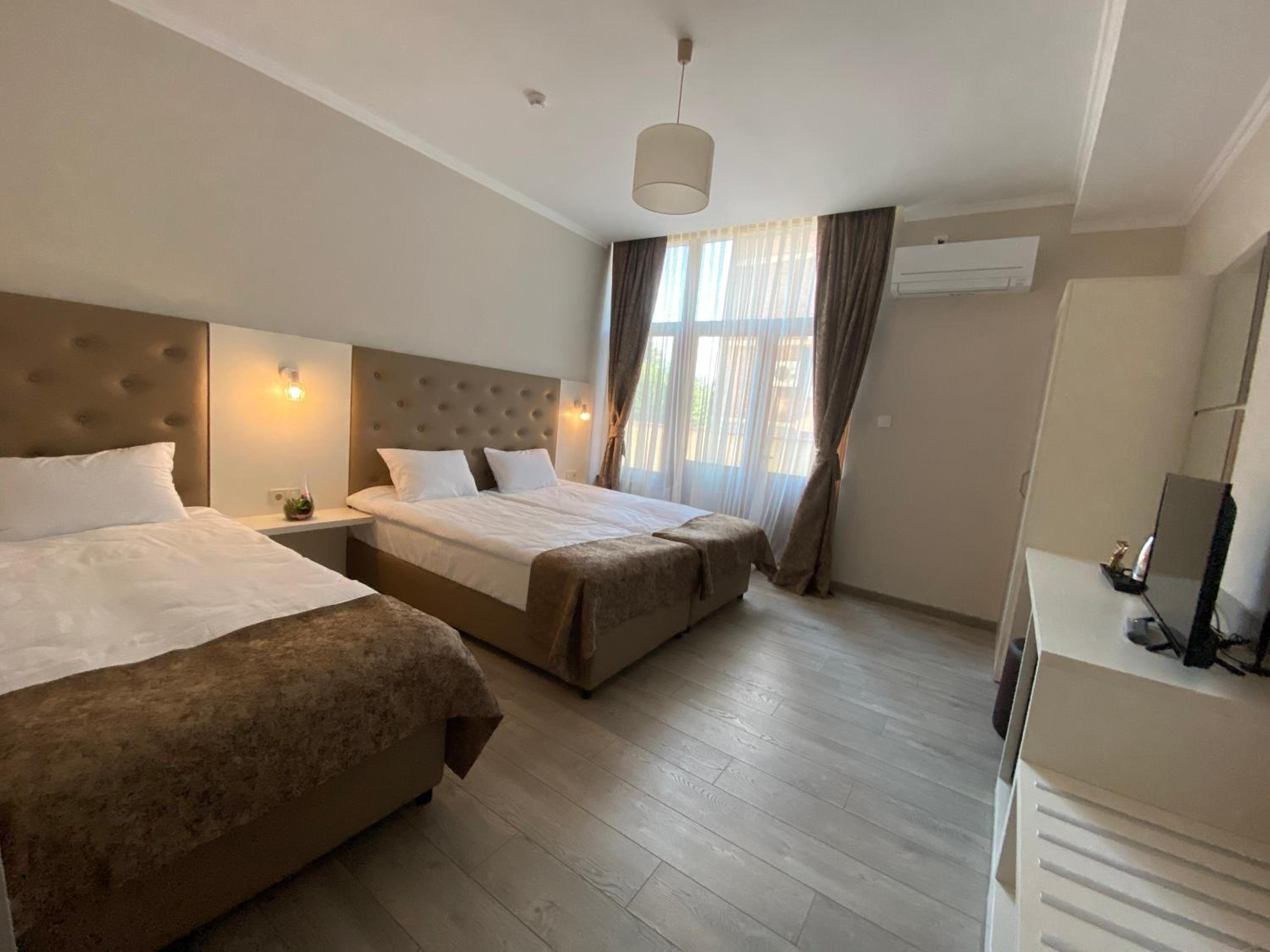 Comfort Guest Rooms