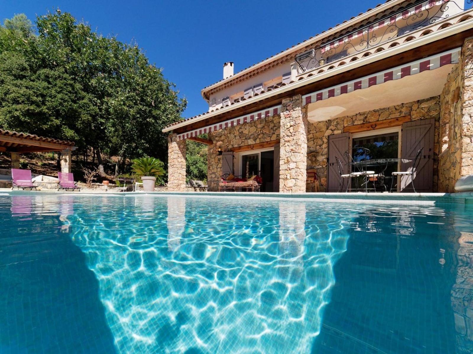 Villa de charme avec piscine chauffée, Jacuzzi et Sauna — photo 2