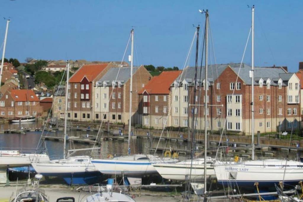 Harbour View - Whitby view 4